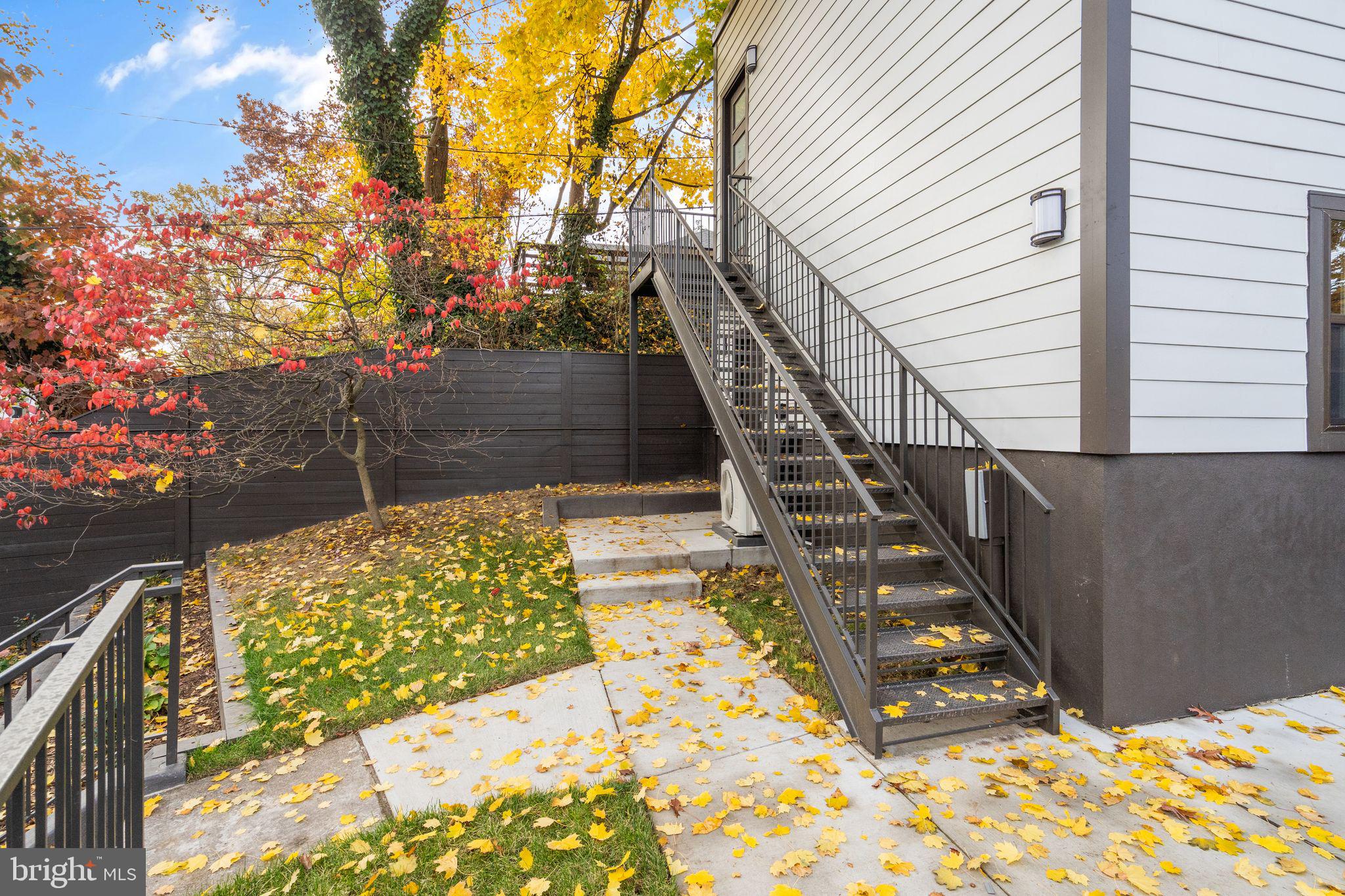 CHEVY CHASE - Residential