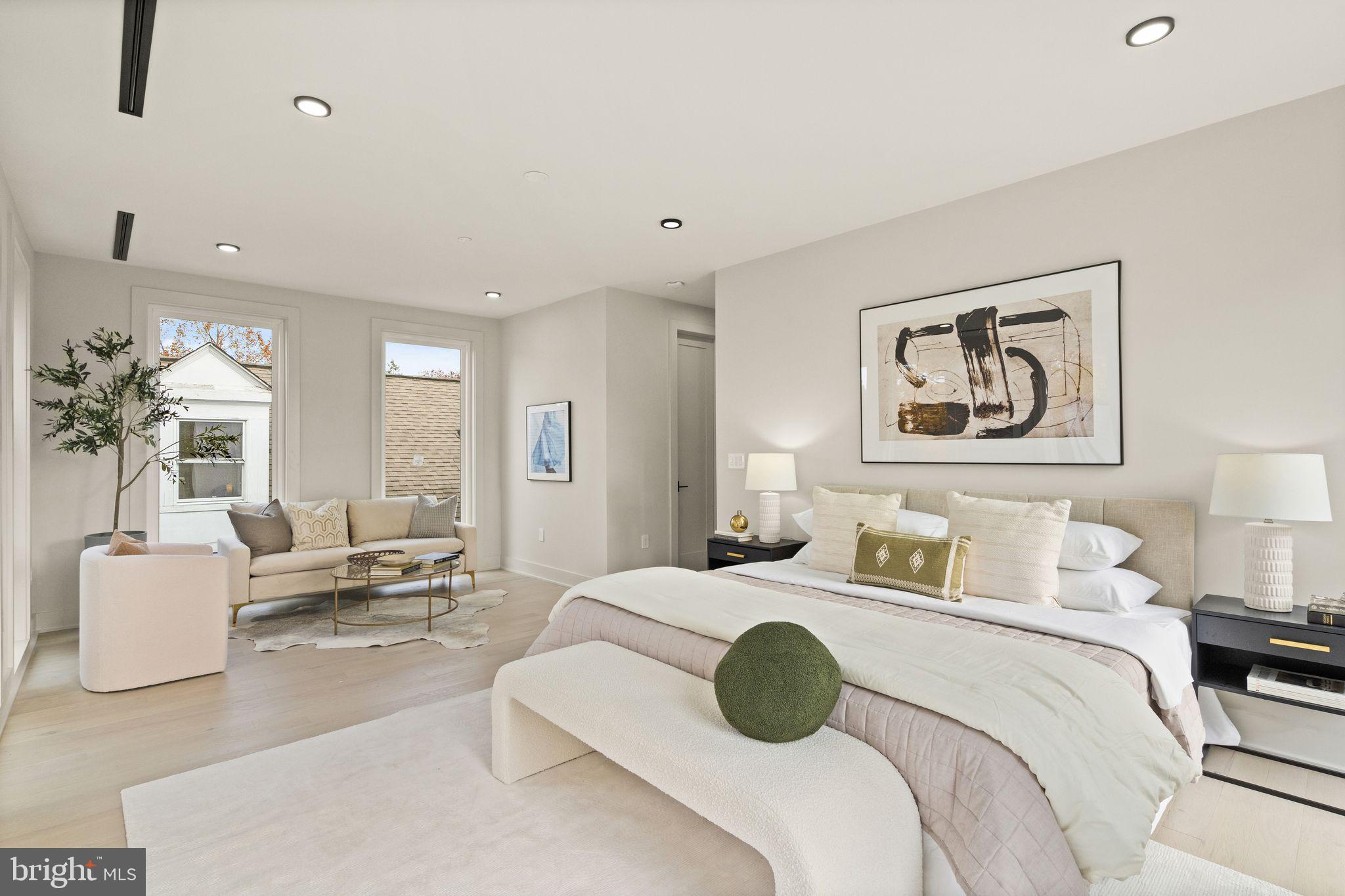 CHEVY CHASE - Residential