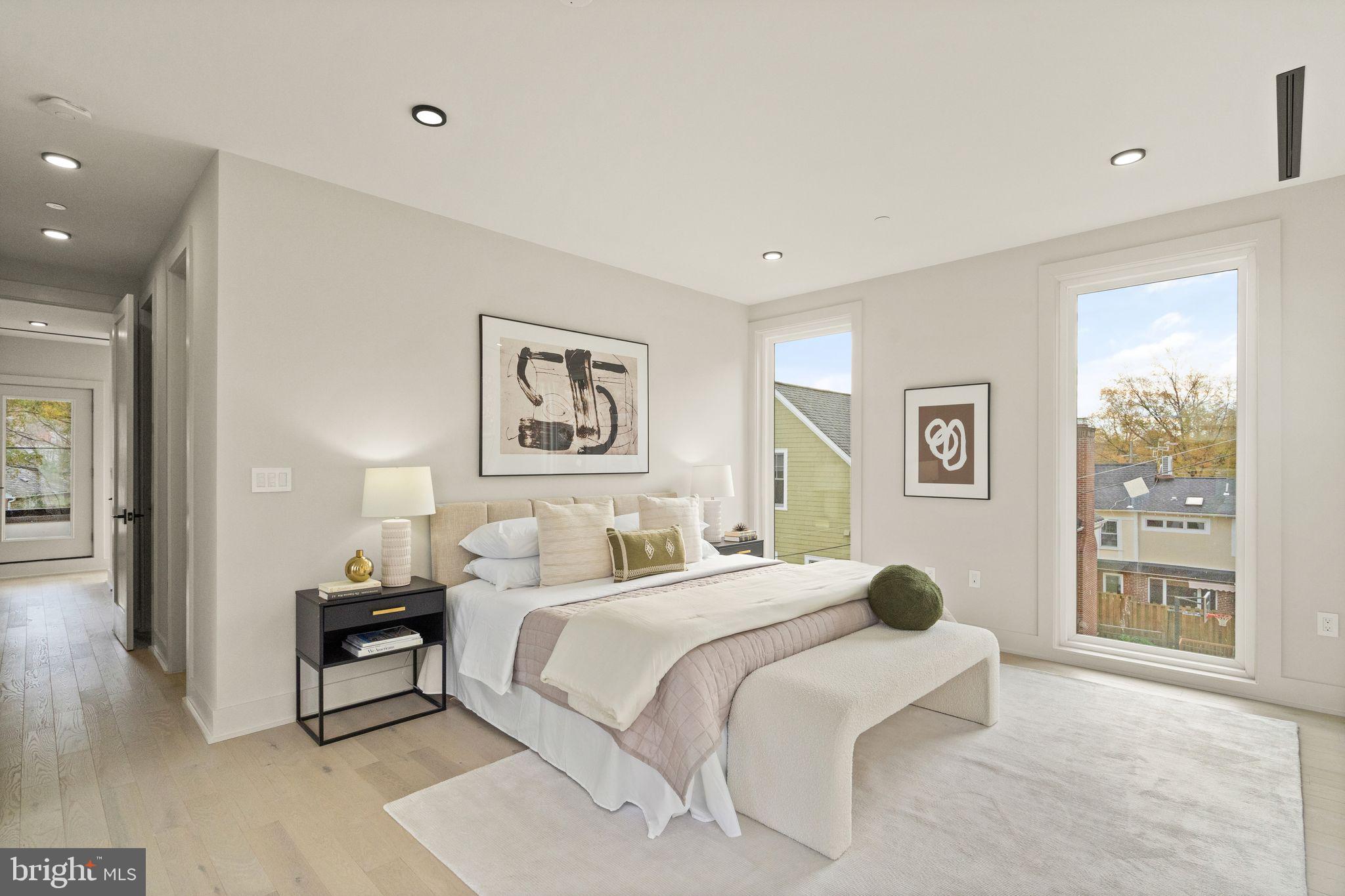 CHEVY CHASE - Residential