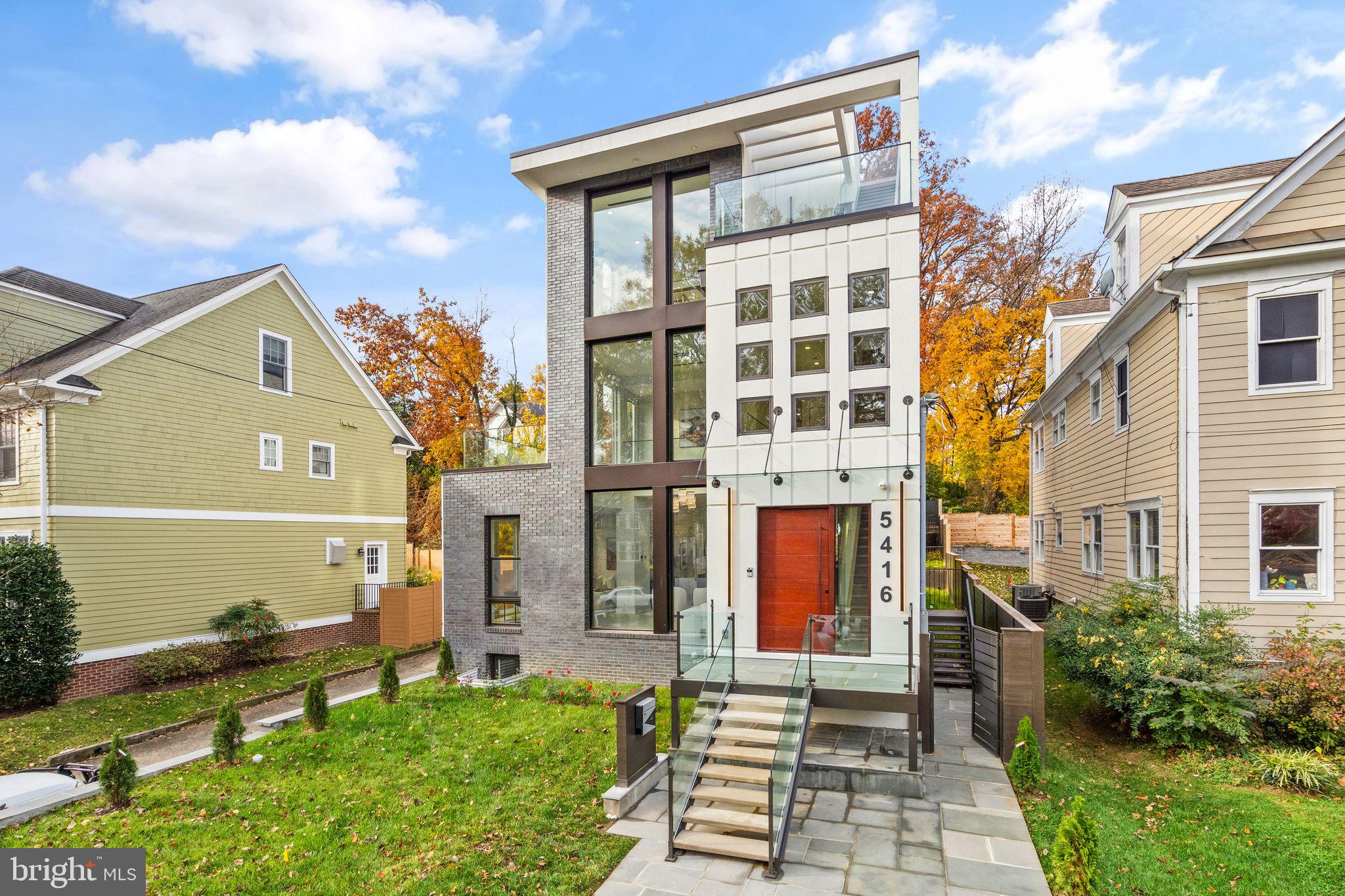CHEVY CHASE - Residential