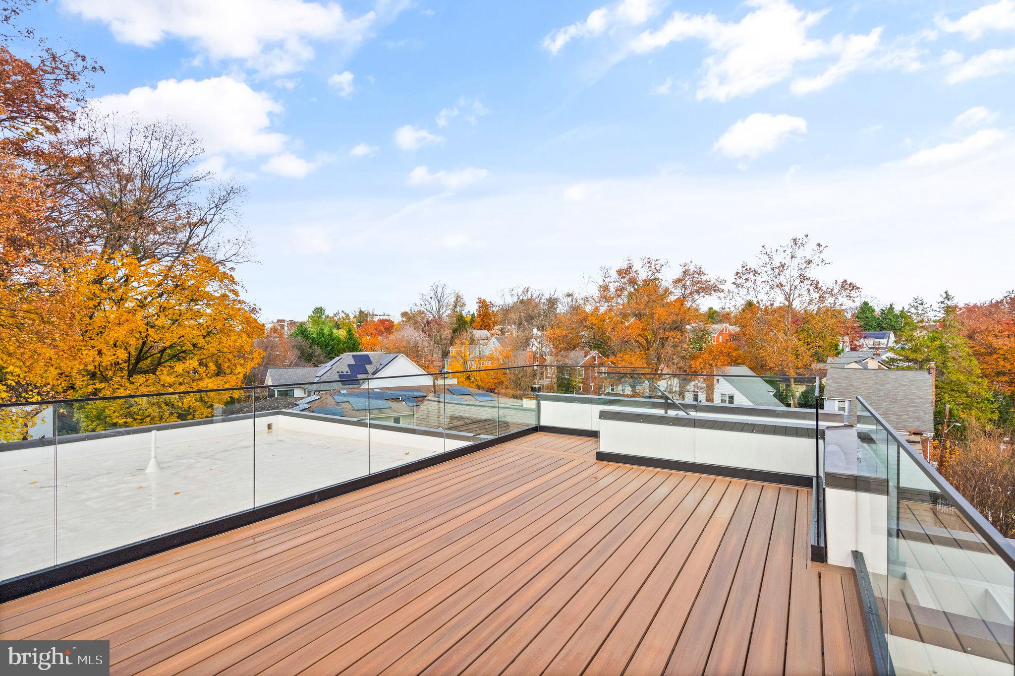 CHEVY CHASE - Residential