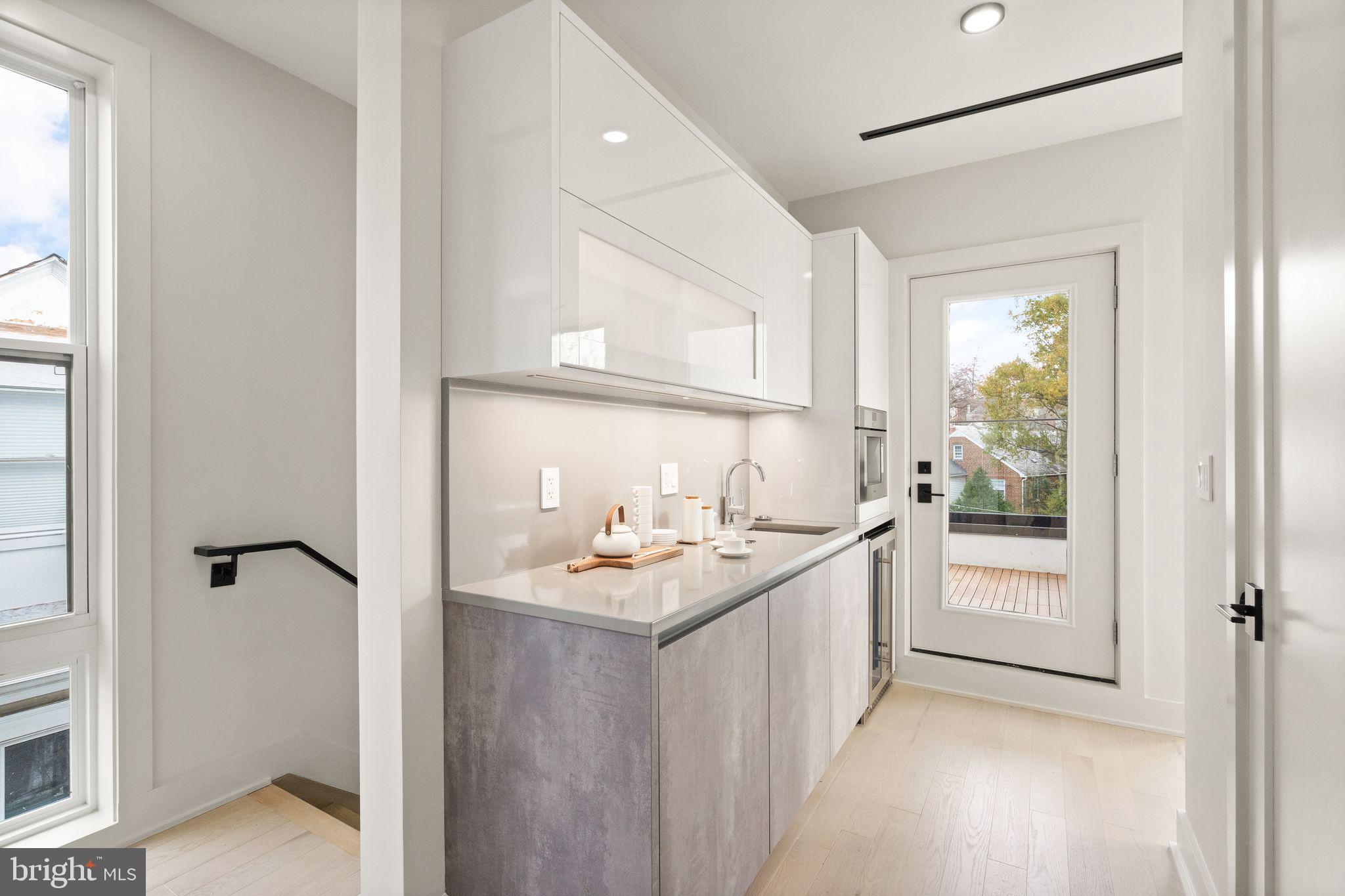 CHEVY CHASE - Residential