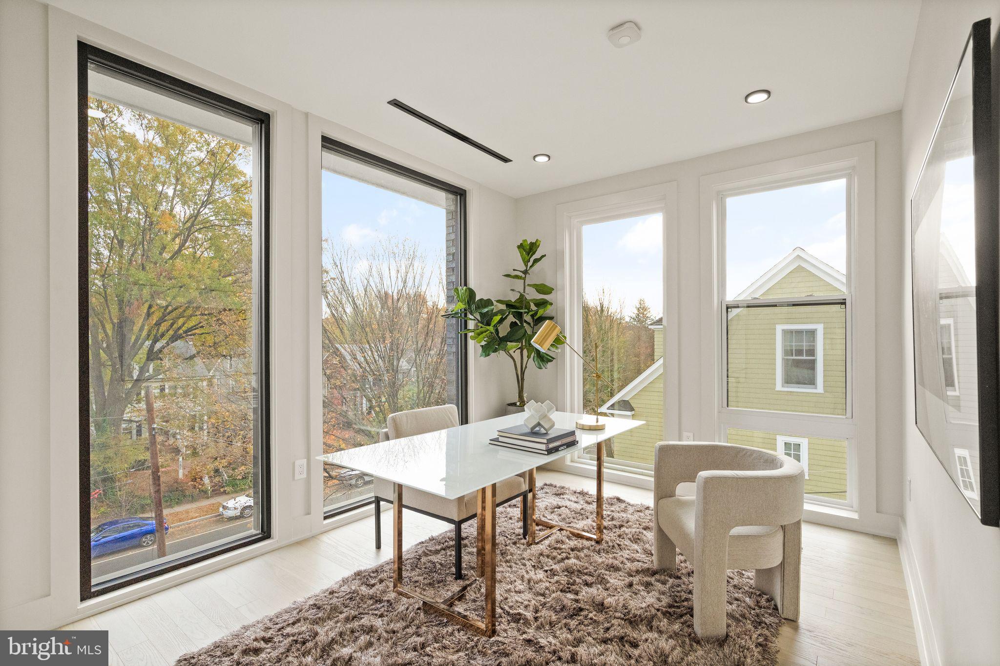 CHEVY CHASE - Residential