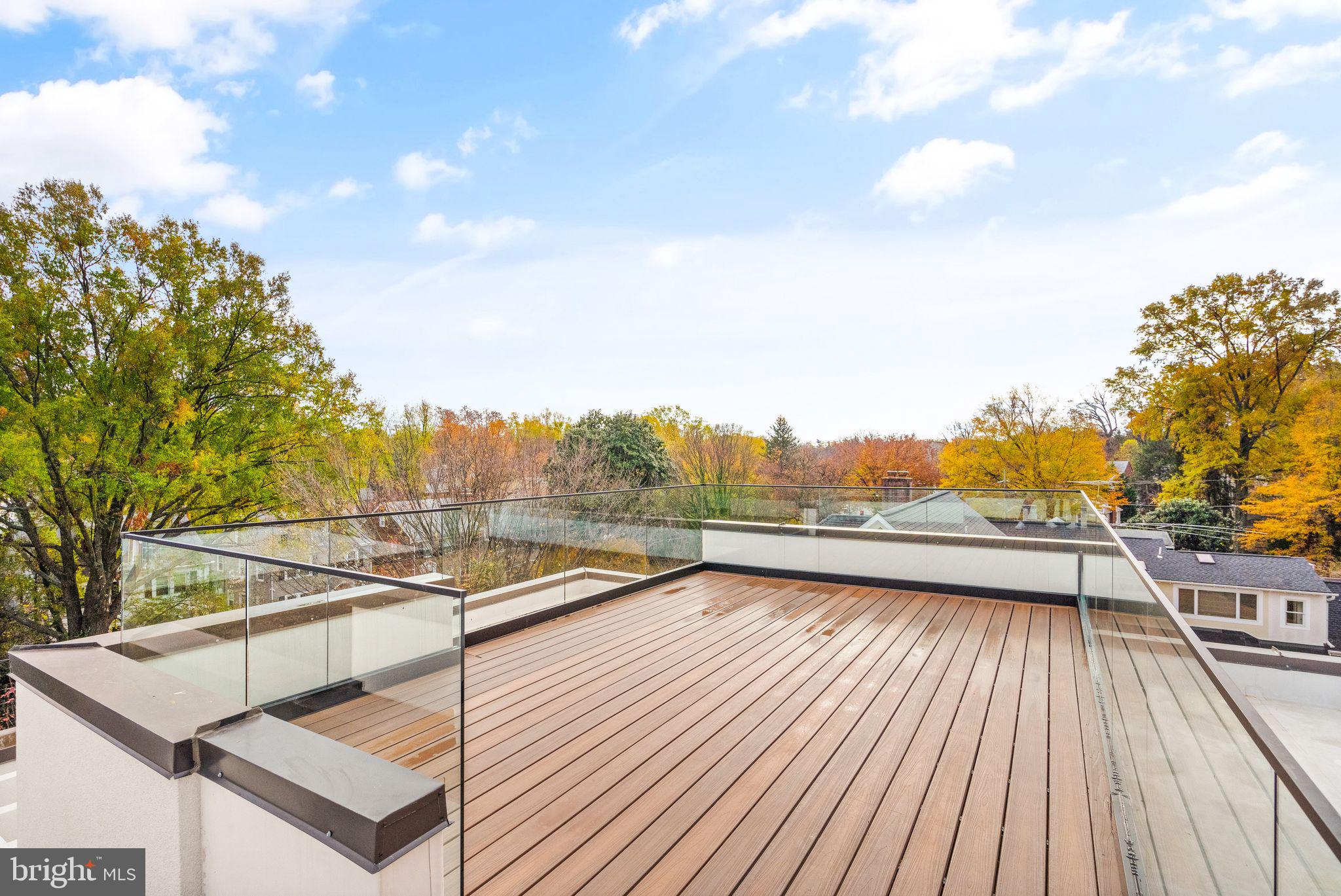 CHEVY CHASE - Residential