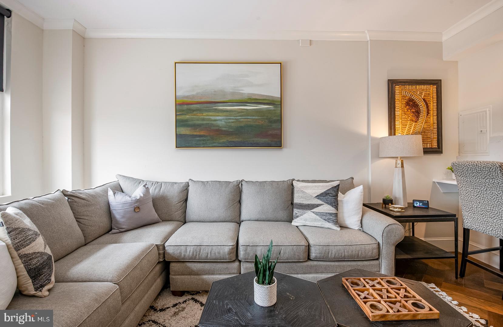 1324 LOCUST STREET 1025