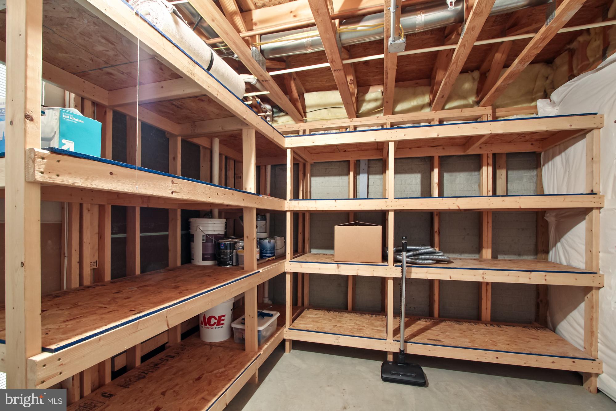 DEER SPRING - Residential