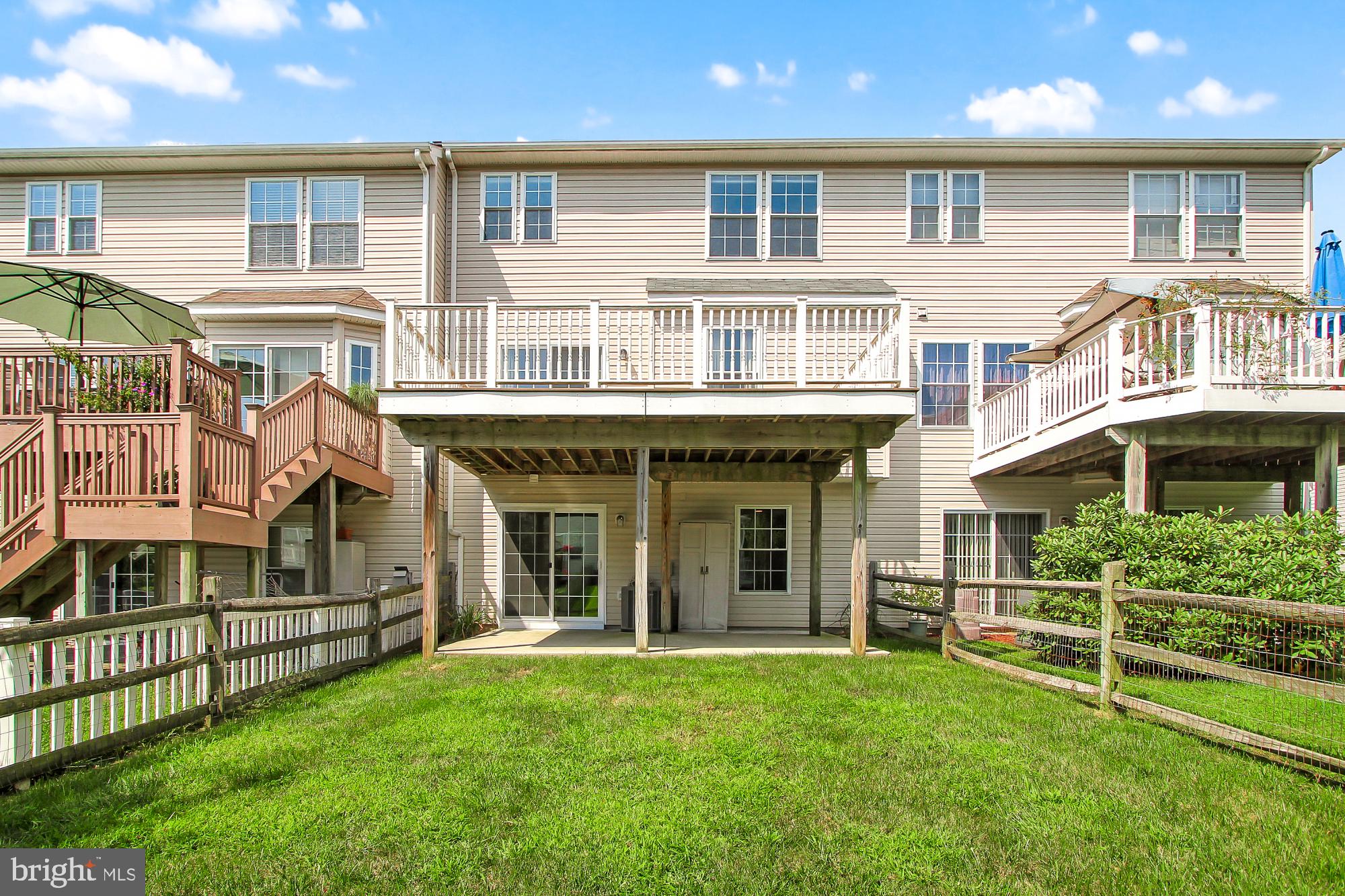 DEER SPRING - Residential