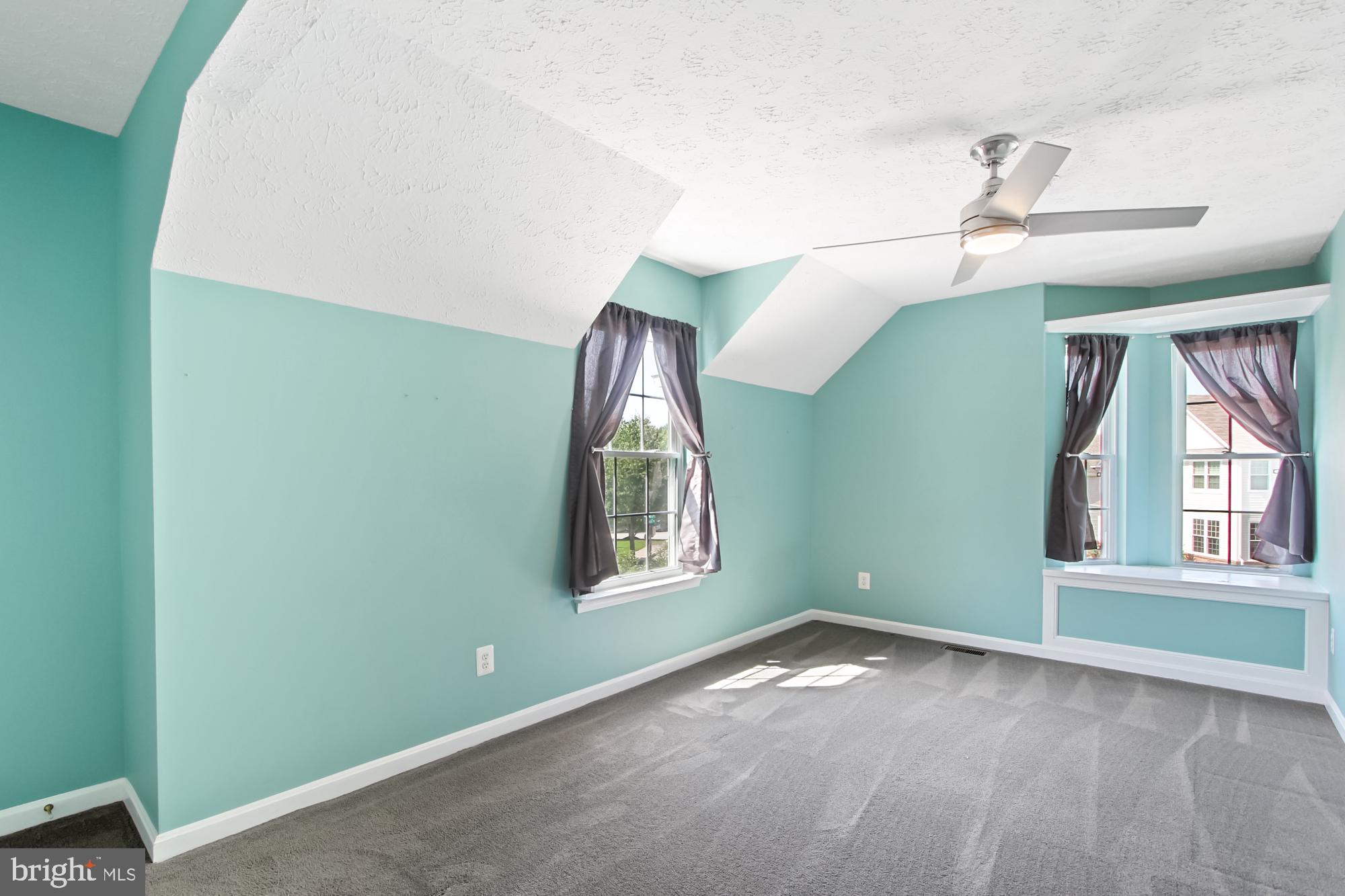 DEER SPRING - Residential