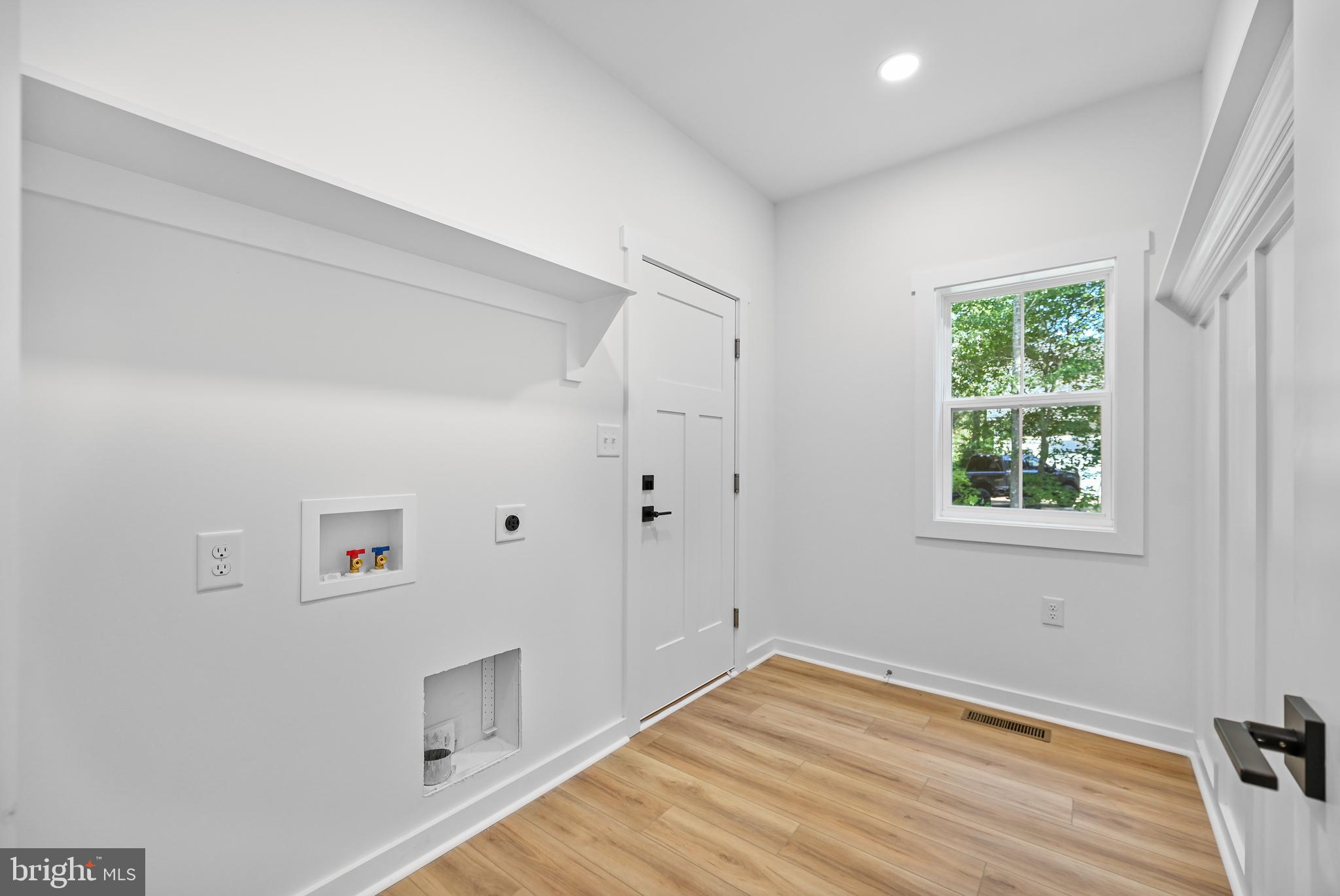 HOLLY HILL - Residential