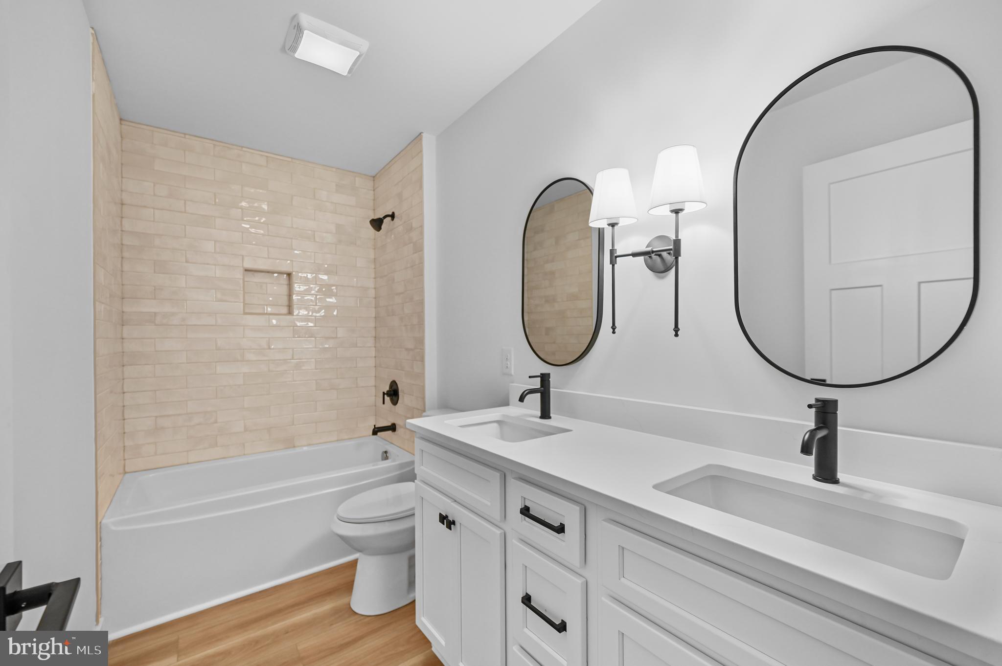 HOLLY HILL - Residential