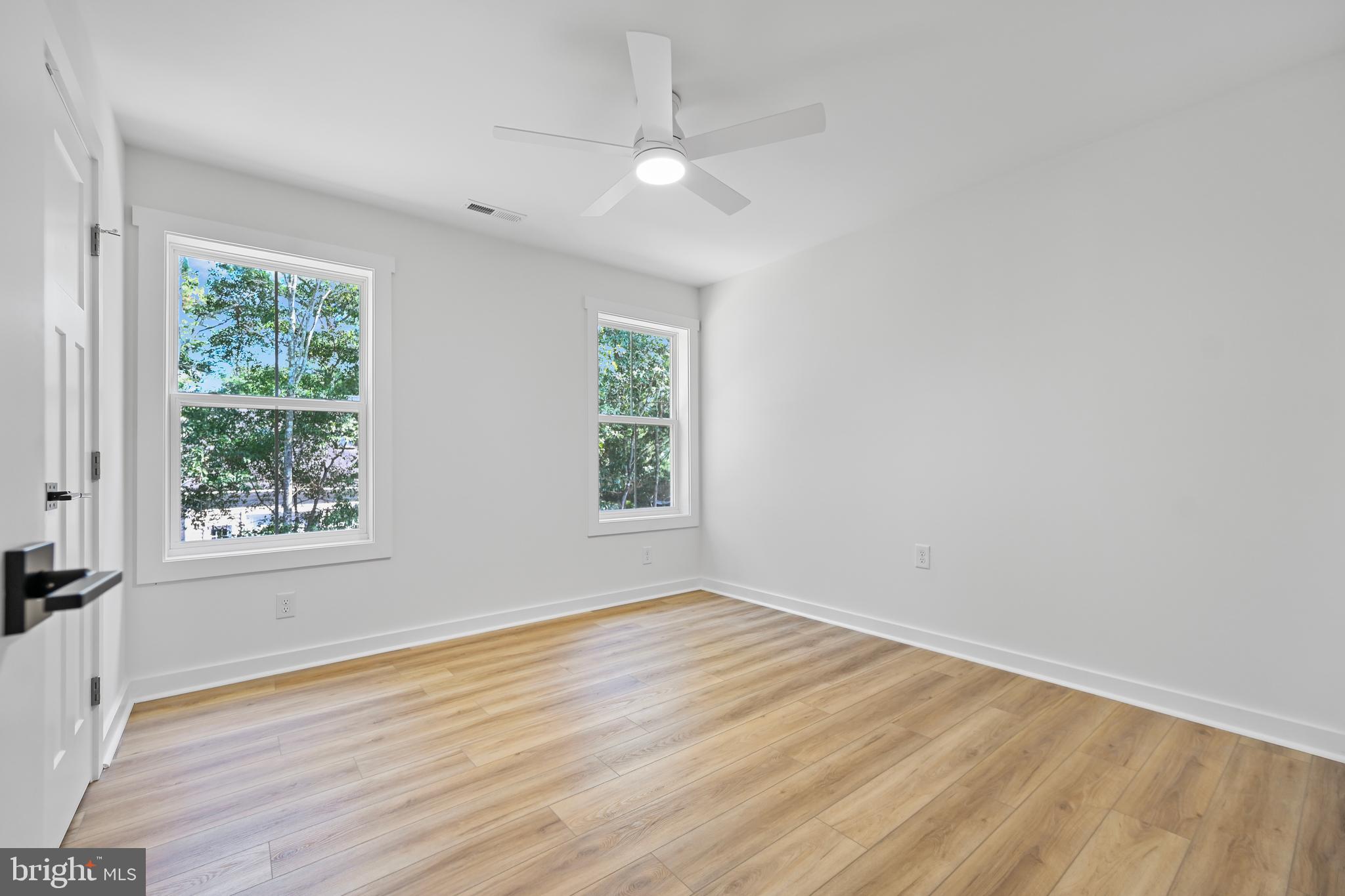 HOLLY HILL - Residential