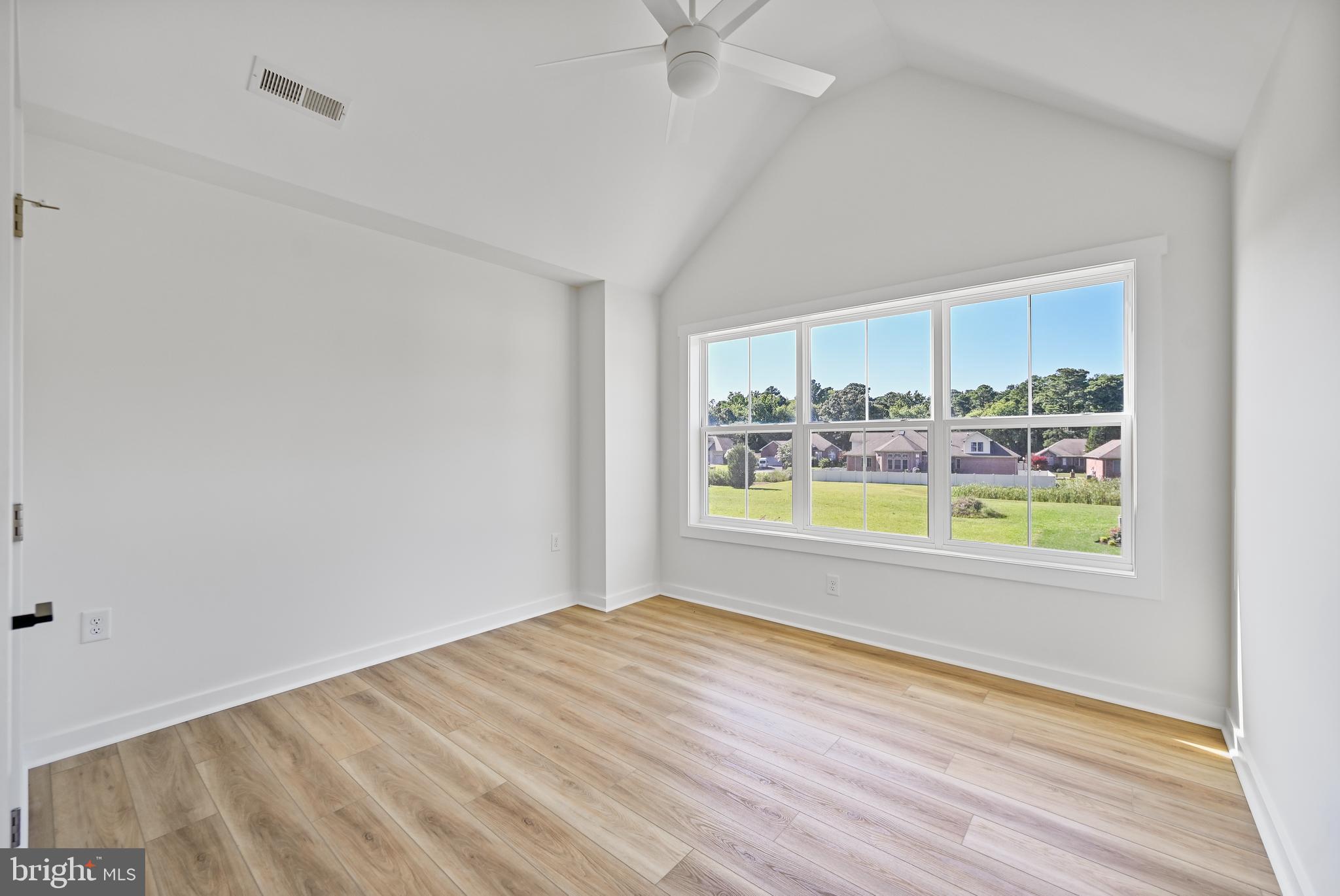 HOLLY HILL - Residential