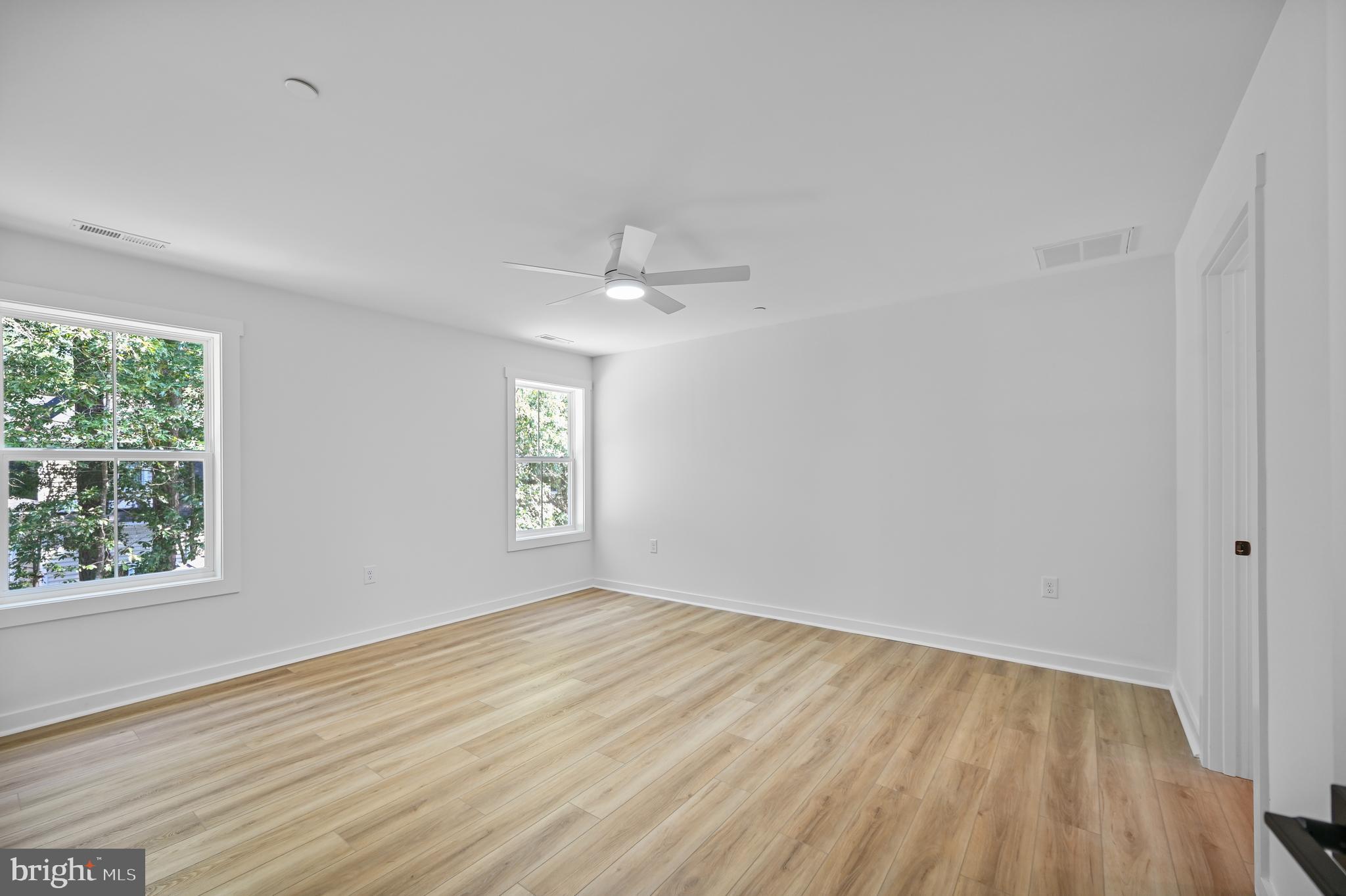 HOLLY HILL - Residential