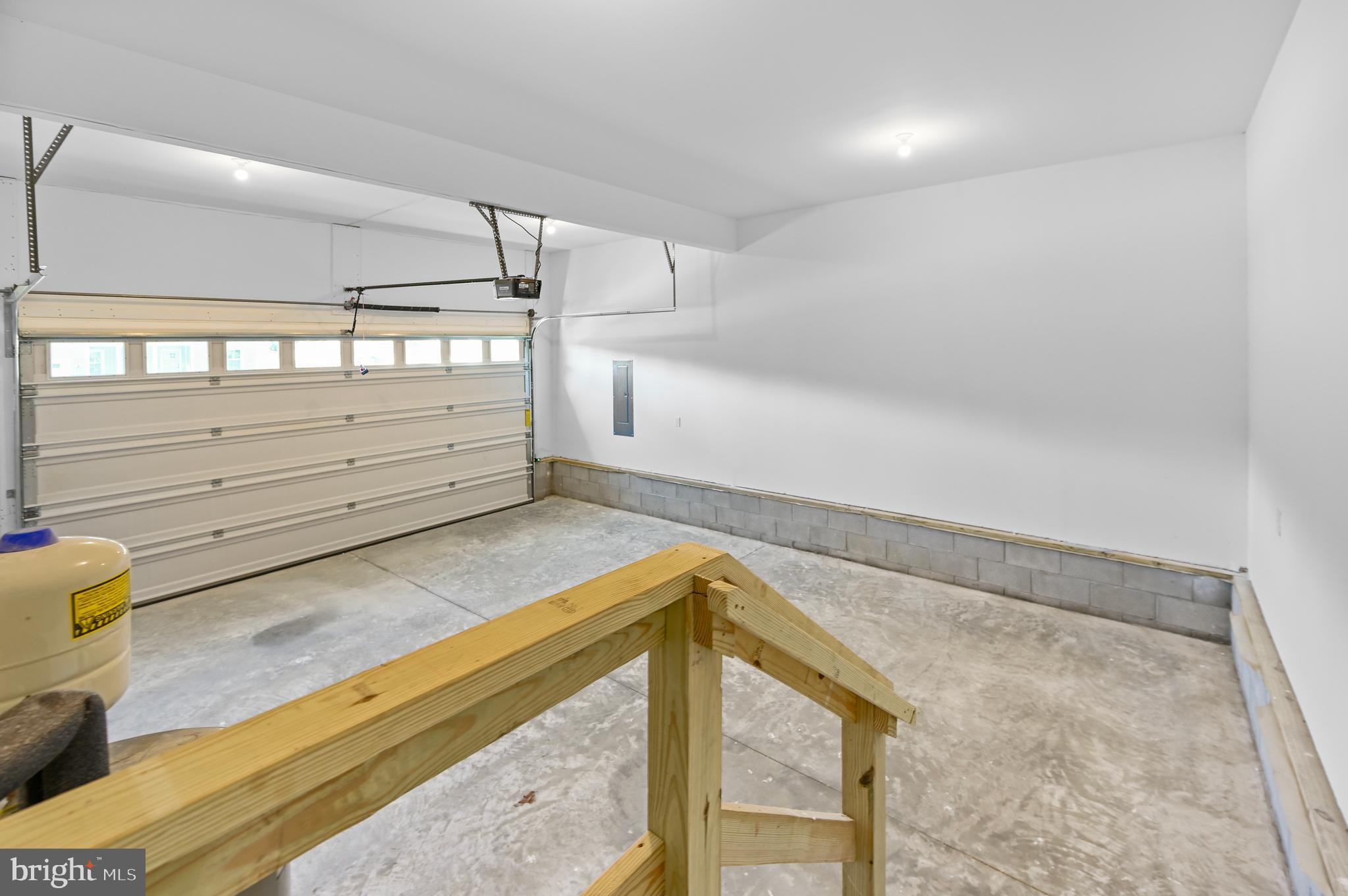 HOLLY HILL - Residential