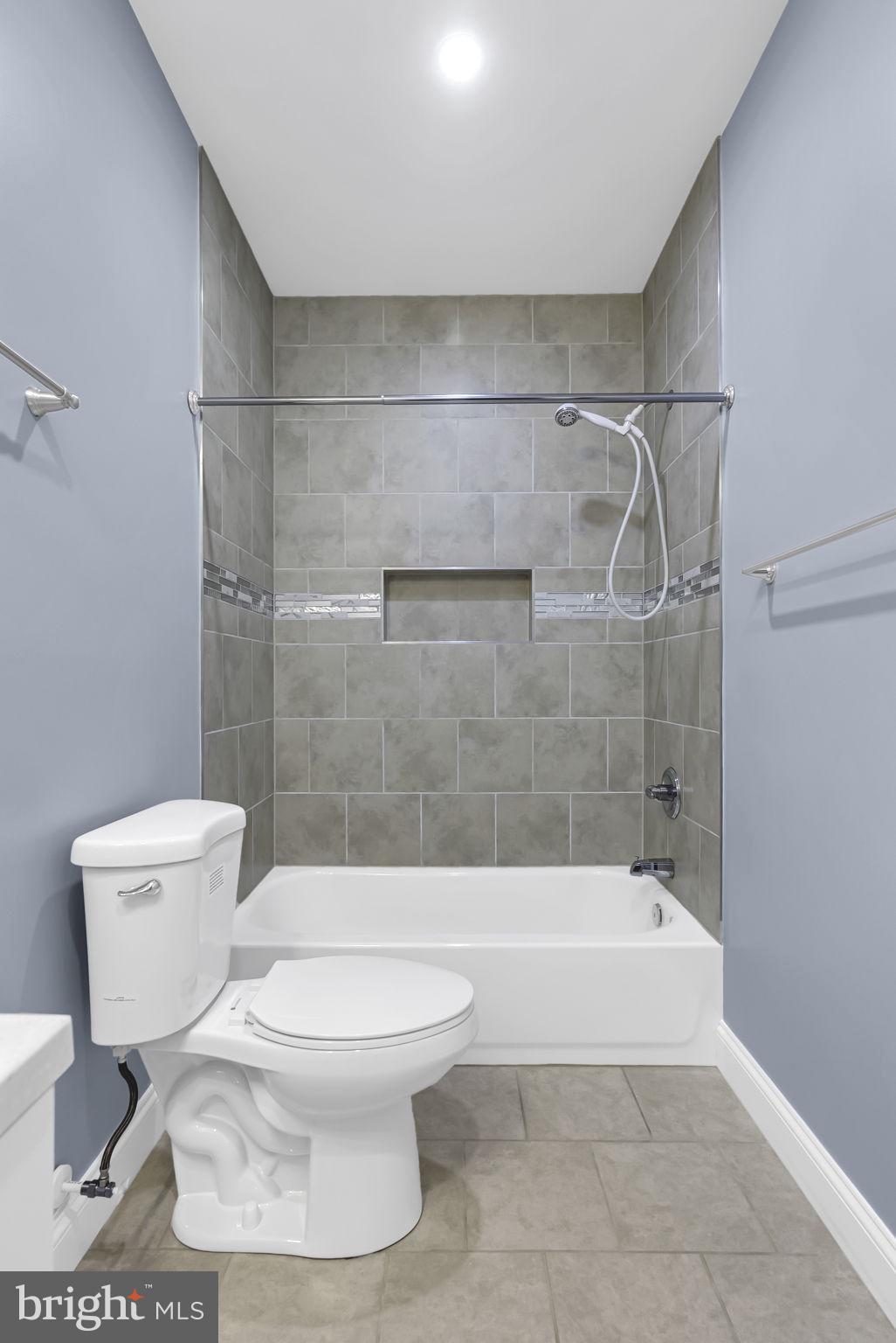 SPRINGS AT LENAH - Residential