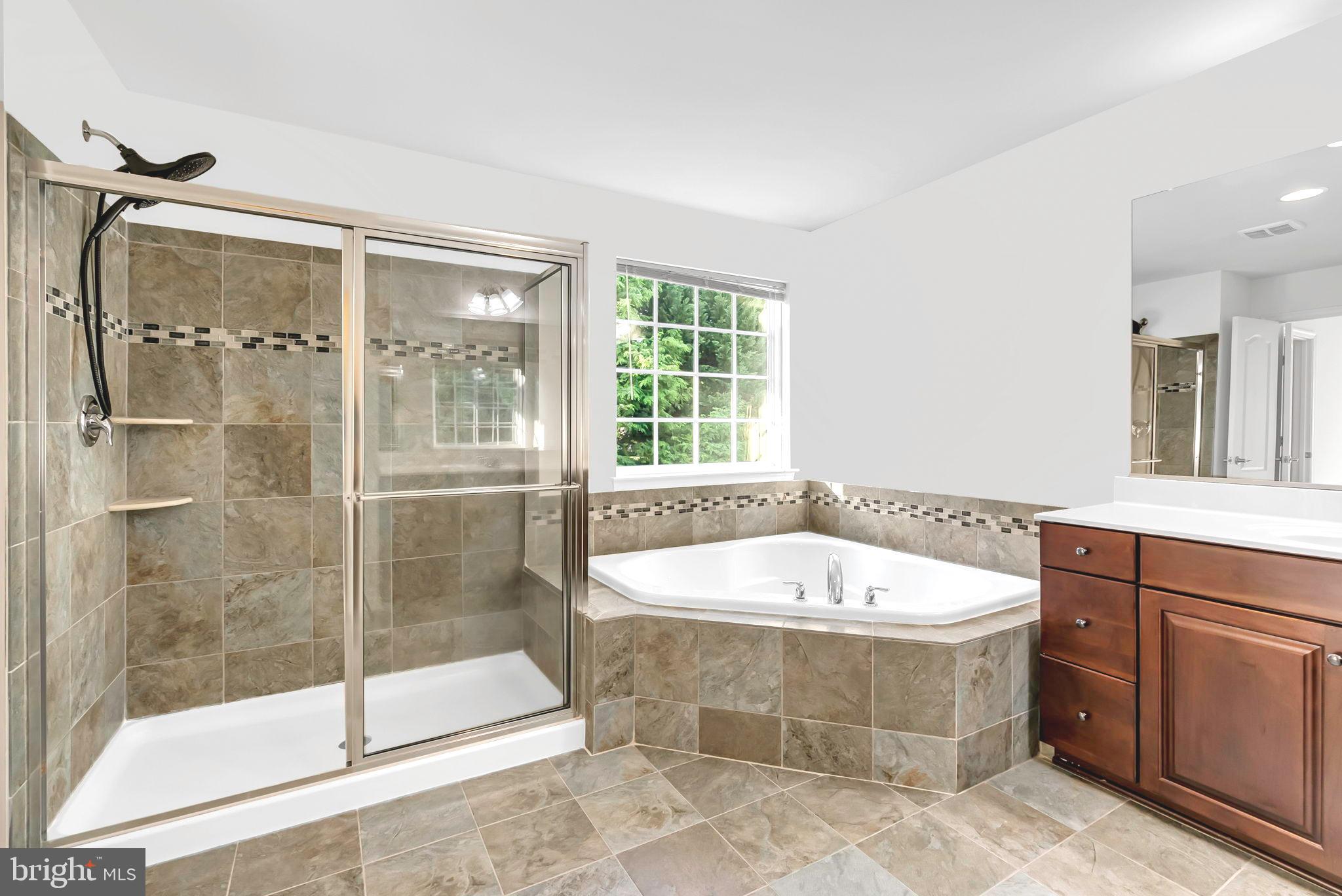 SPRINGS AT LENAH - Residential