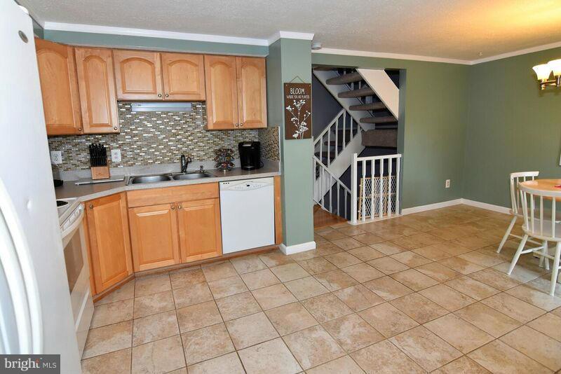 MONTCLAIR - Residential Lease