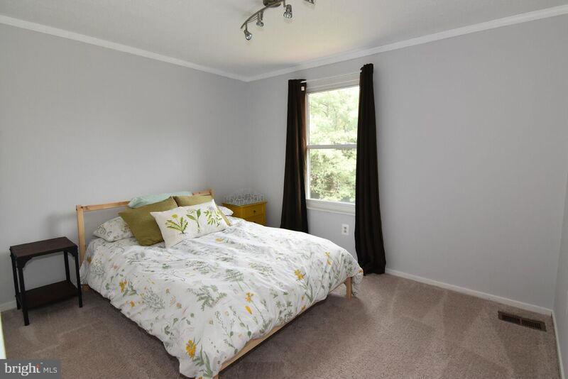 MONTCLAIR - Residential Lease