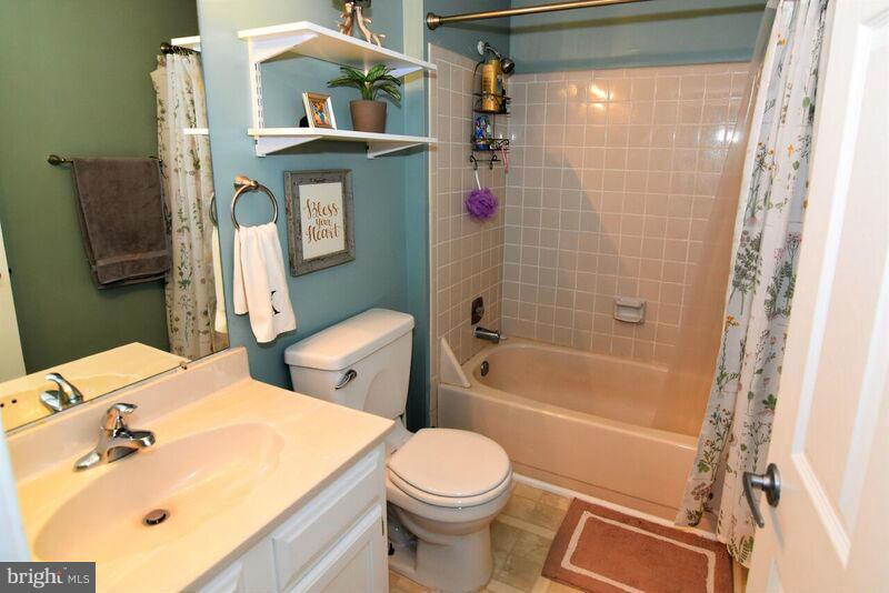 MONTCLAIR - Residential Lease