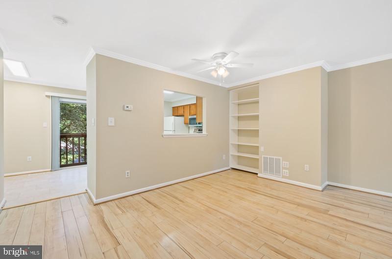 WILLOW COVE TOWNHOMES - Residential