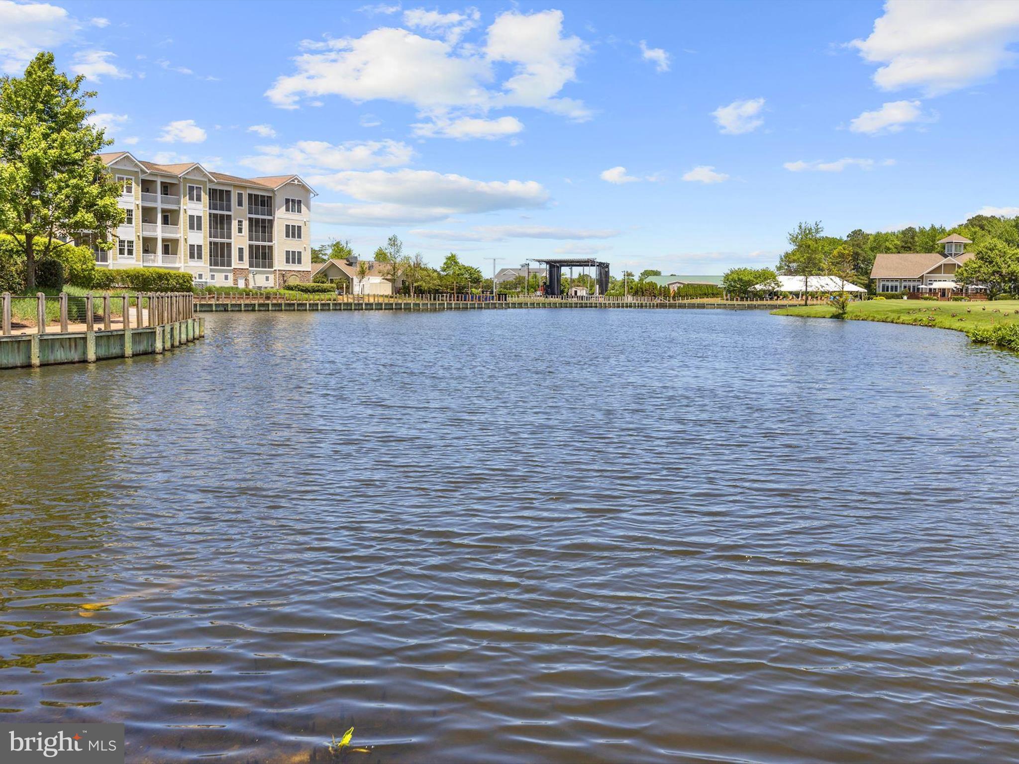 BAYSIDE - Residential