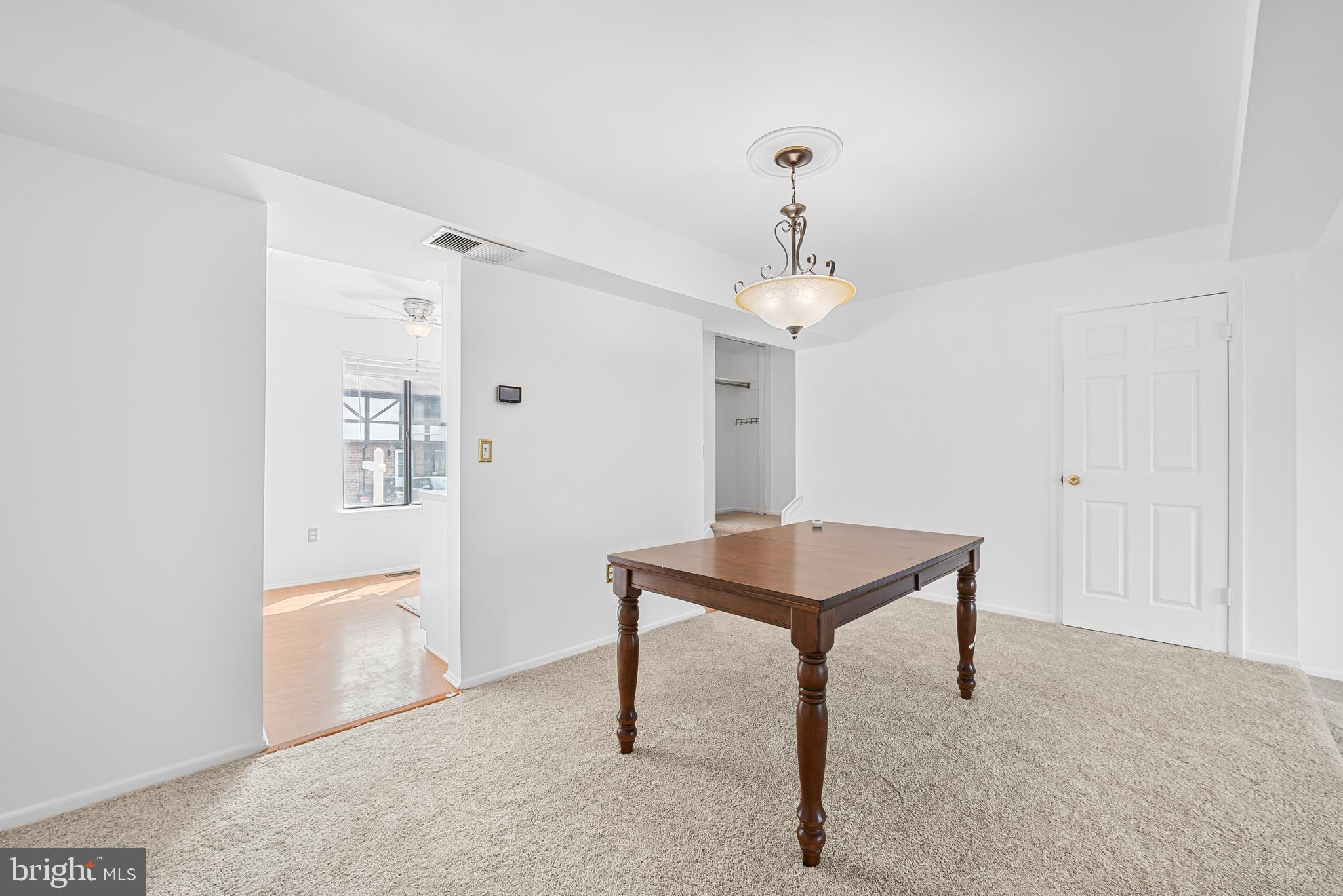 KIMBERLY WOODS VILLAGE - Residential