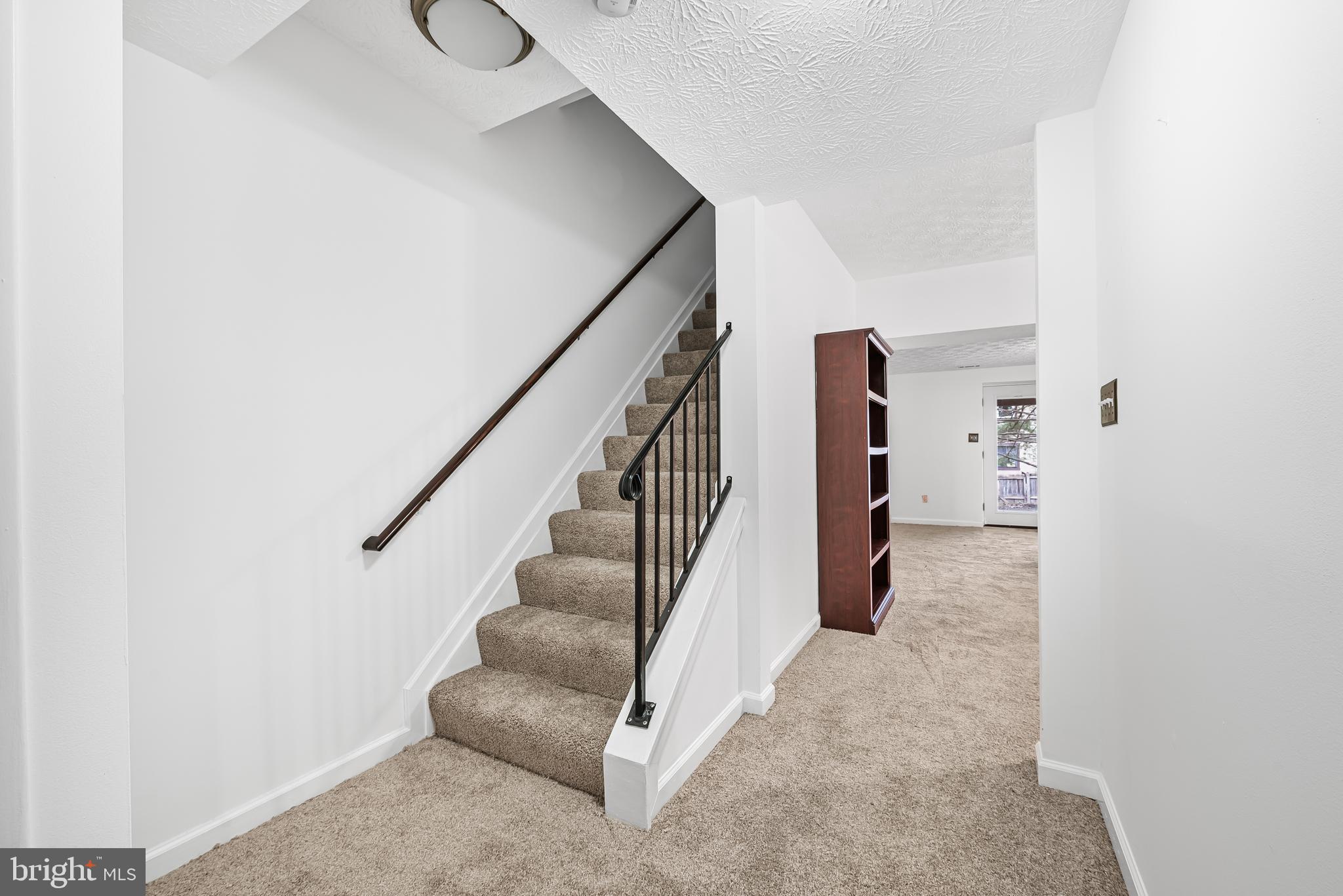 KIMBERLY WOODS VILLAGE - Residential