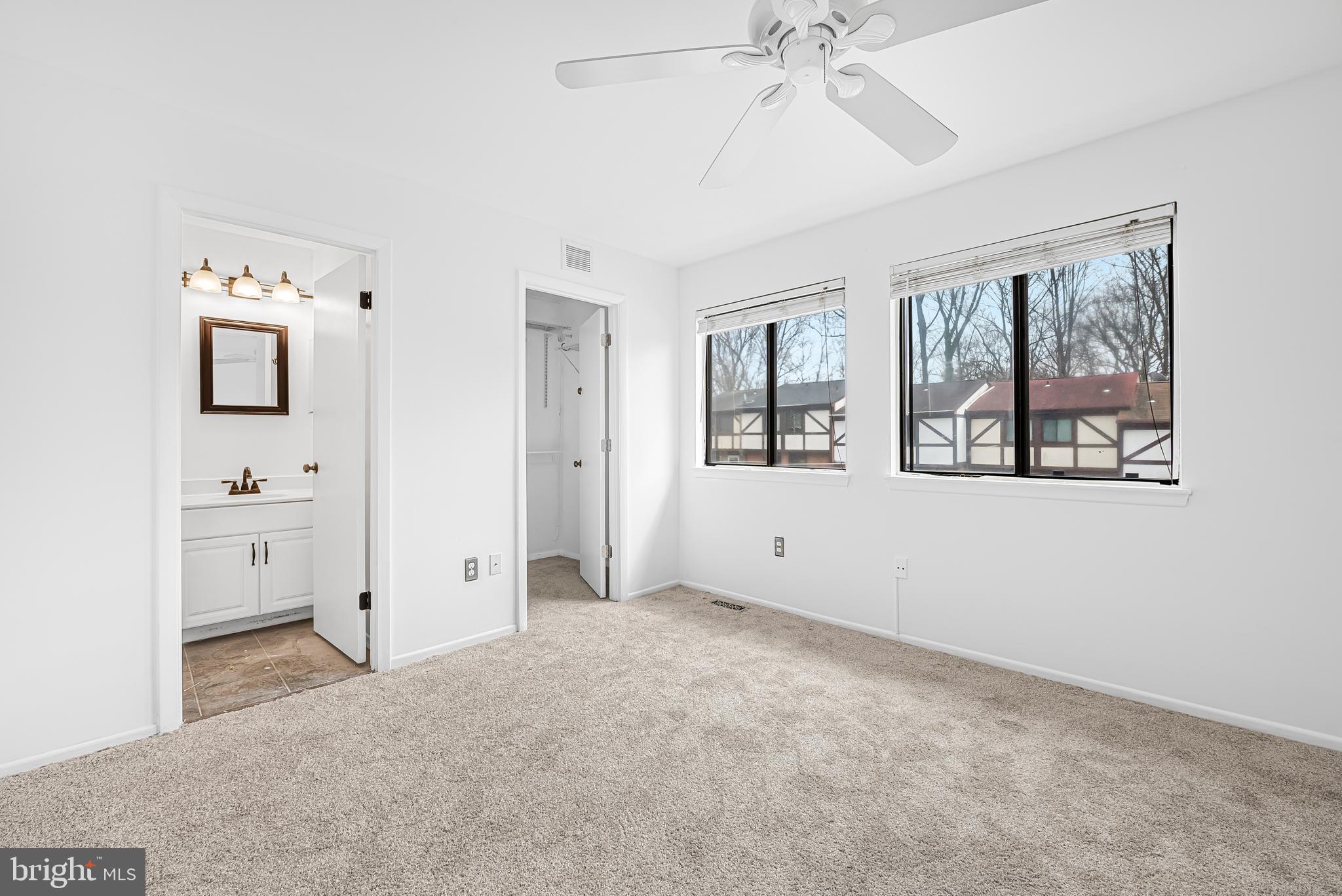 KIMBERLY WOODS VILLAGE - Residential