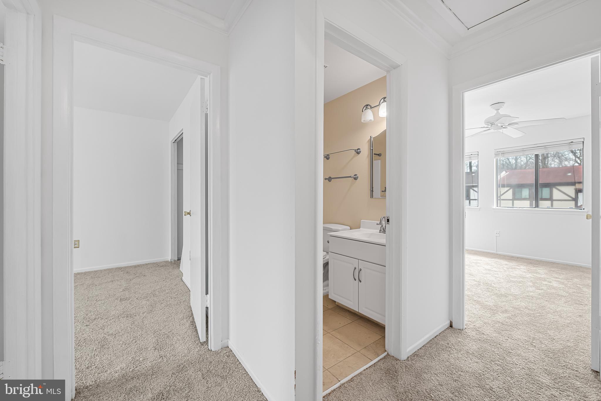 KIMBERLY WOODS VILLAGE - Residential