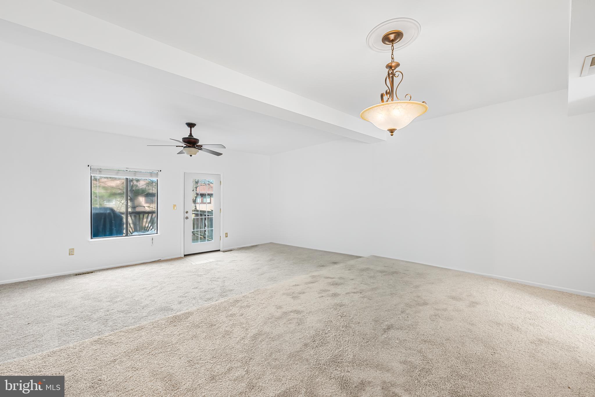 KIMBERLY WOODS VILLAGE - Residential