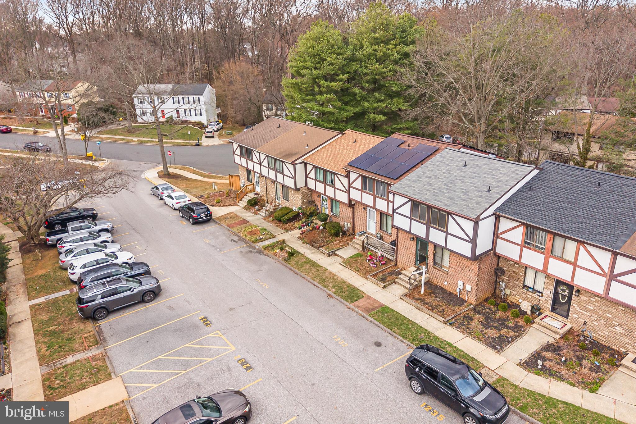 KIMBERLY WOODS VILLAGE - Residential