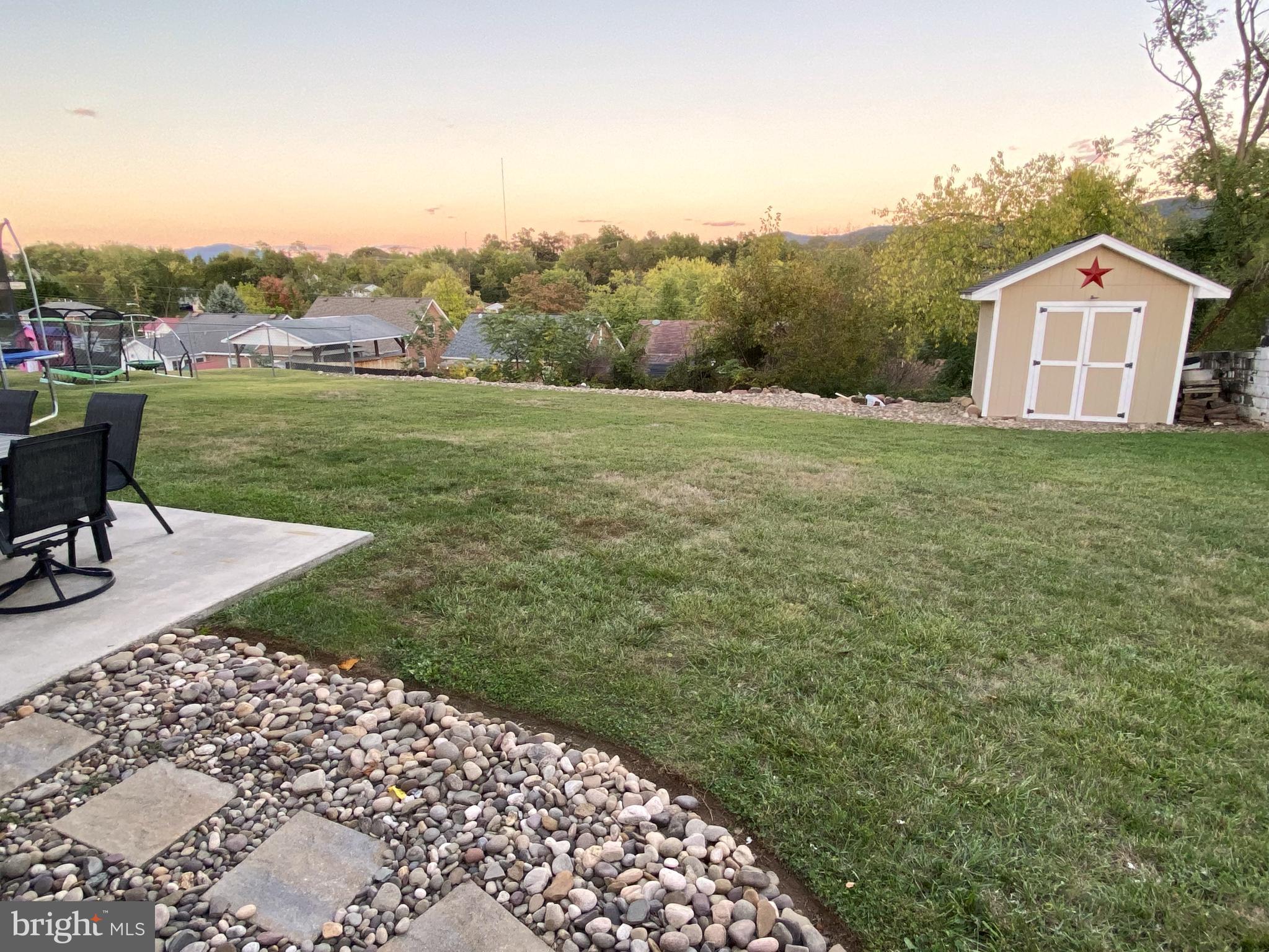 JOHNSON HEIGHTS - Residential