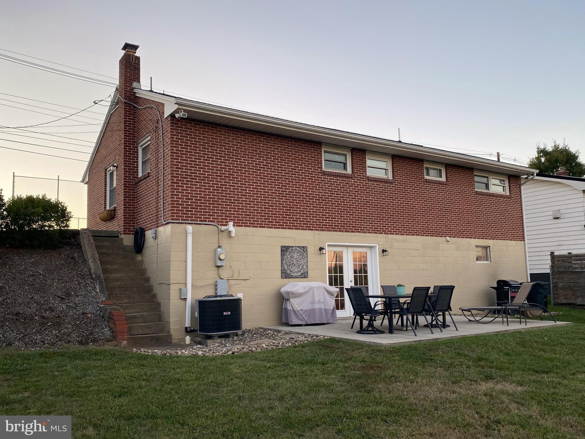 JOHNSON HEIGHTS - Residential