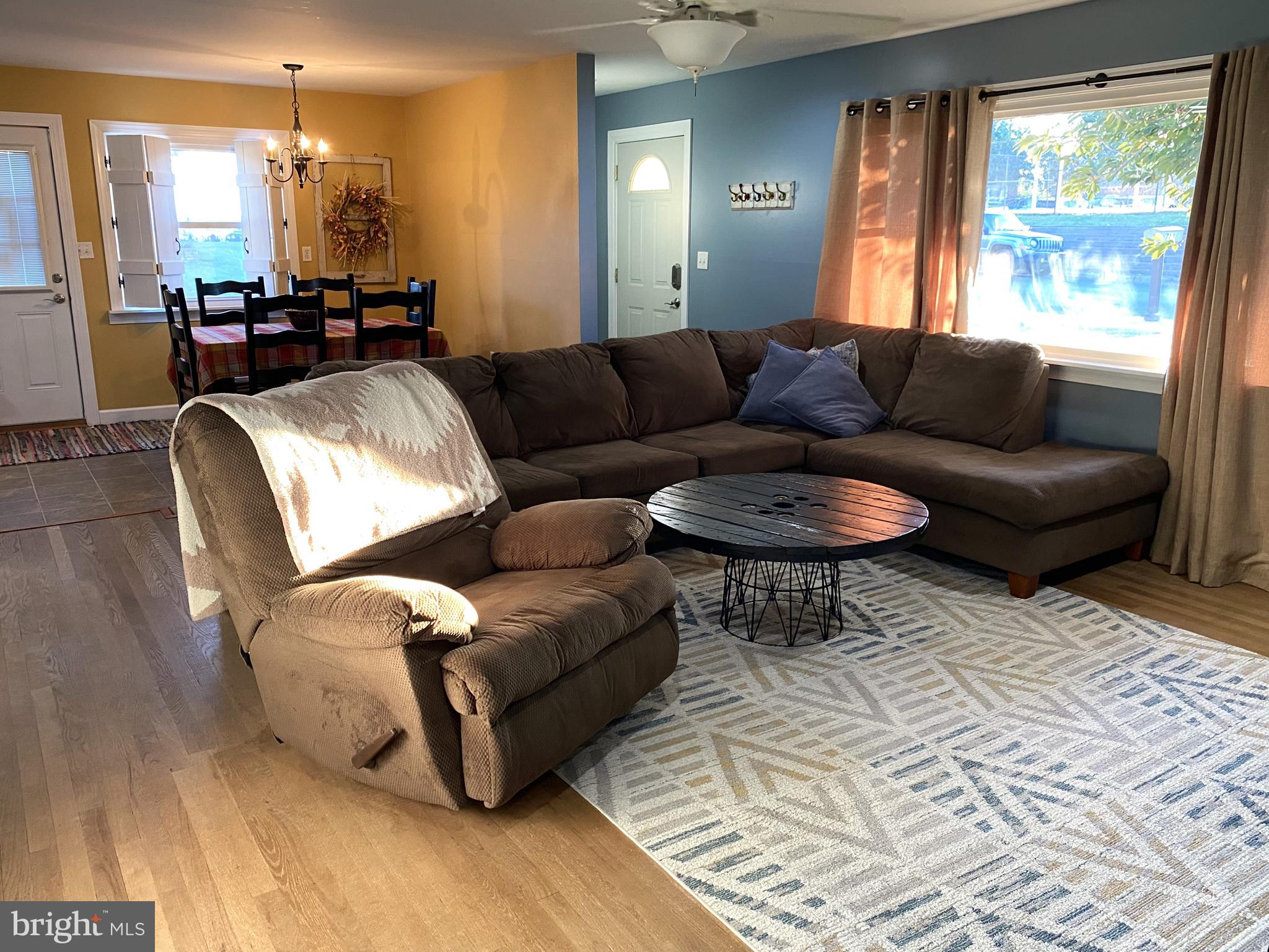 JOHNSON HEIGHTS - Residential