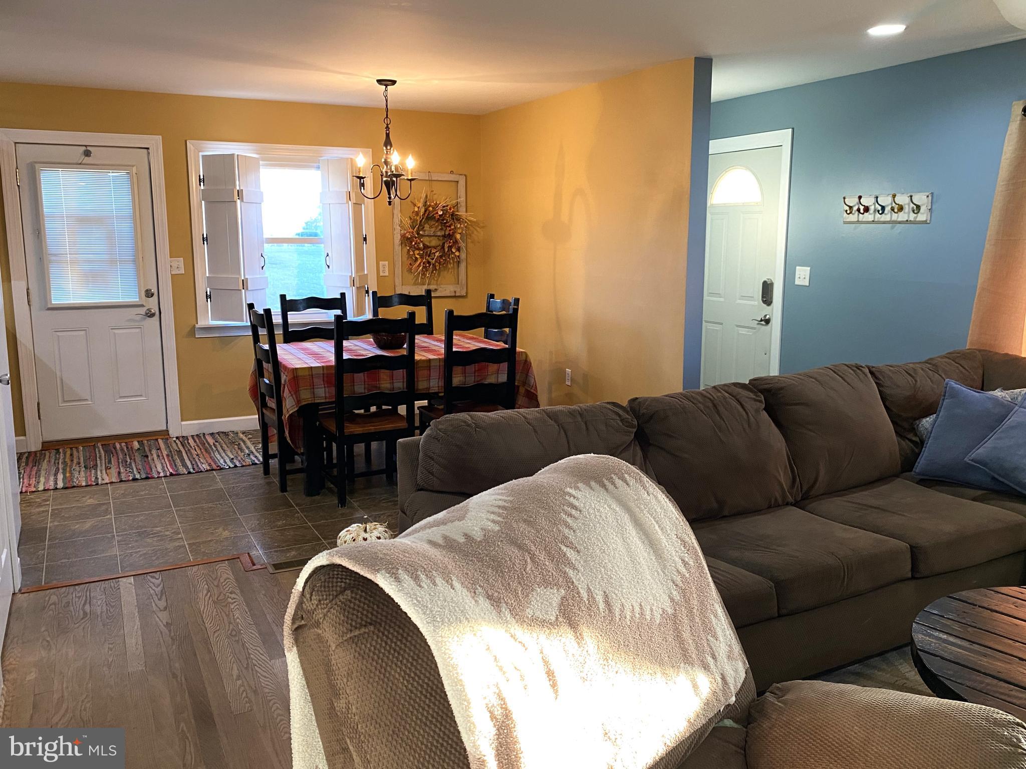 JOHNSON HEIGHTS - Residential