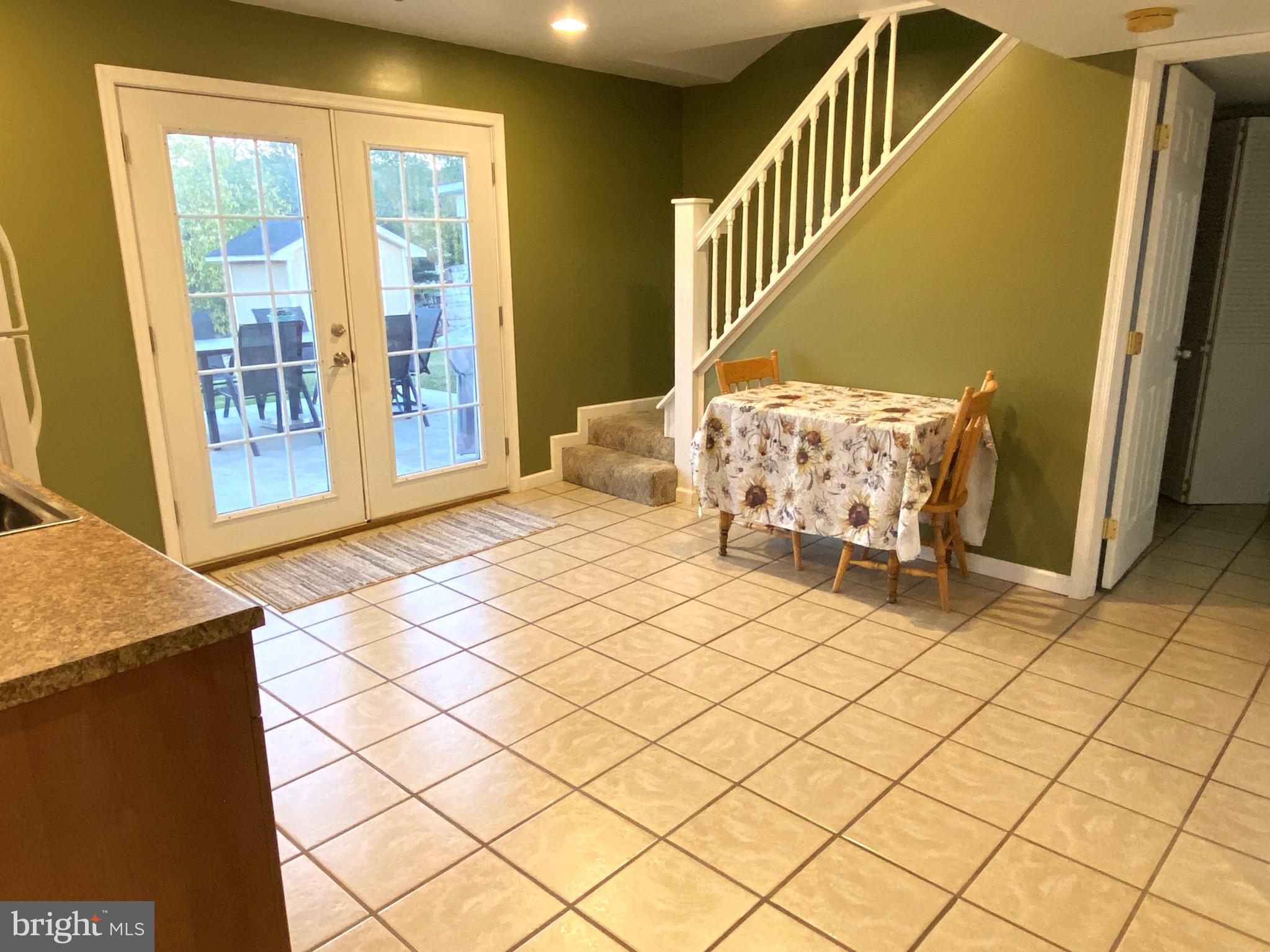 JOHNSON HEIGHTS - Residential