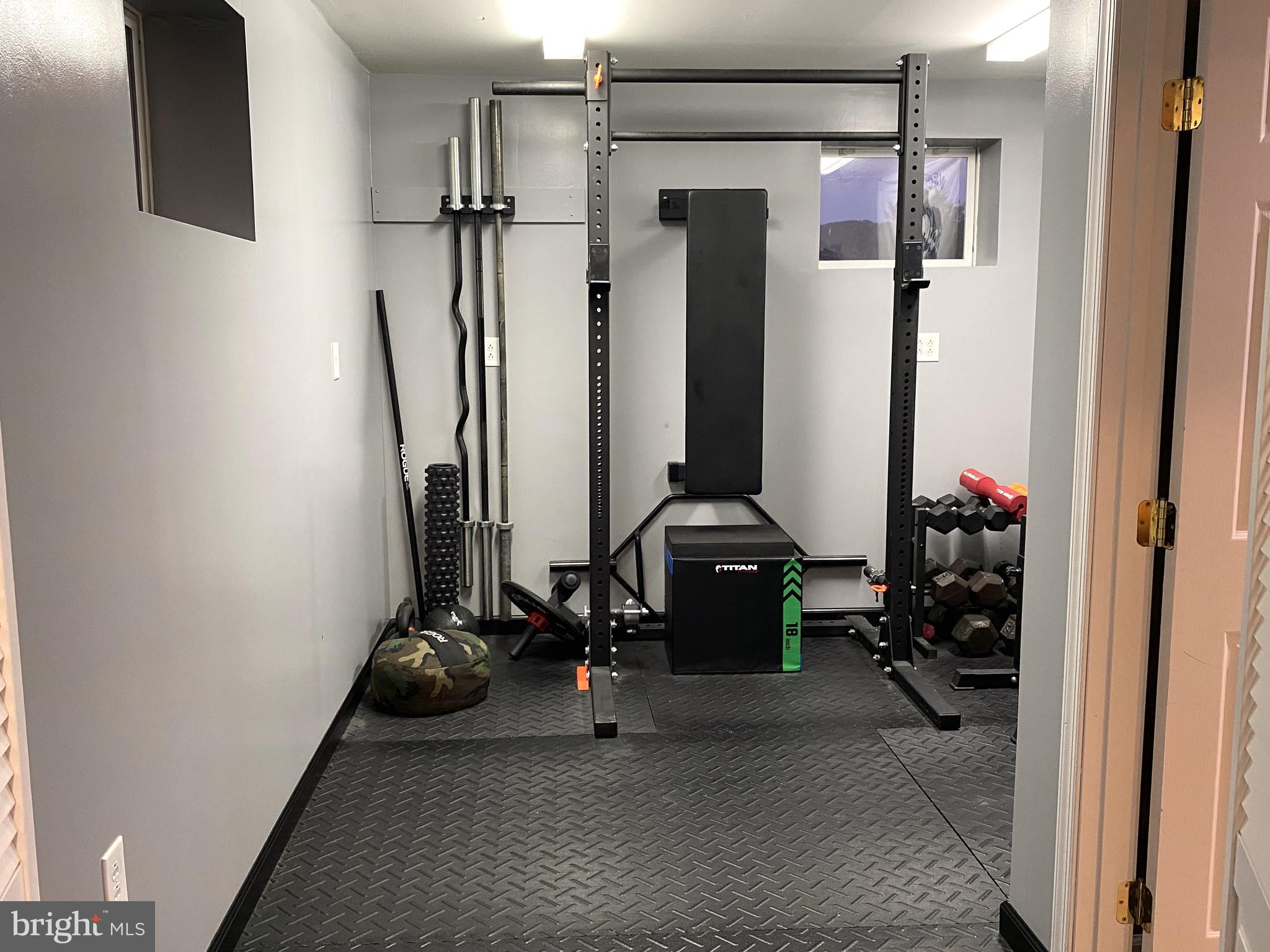 JOHNSON HEIGHTS - Residential