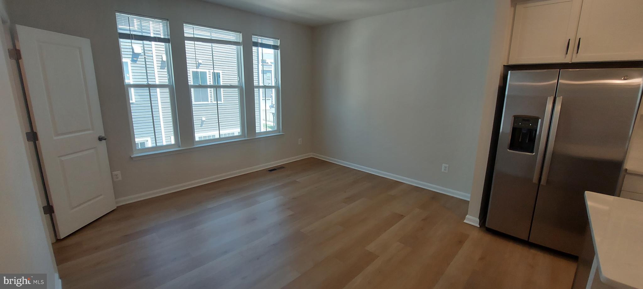 TOWNS AT MARKET COMMONS - Residential Lease