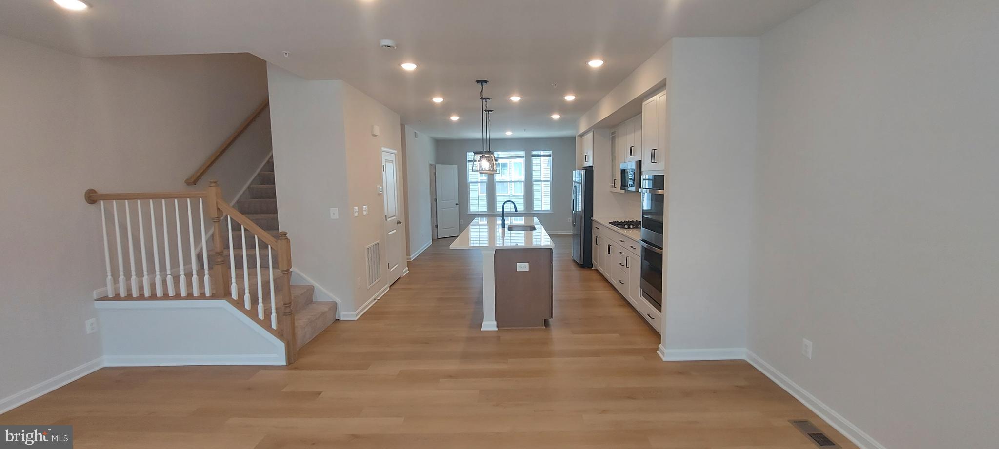 TOWNS AT MARKET COMMONS - Residential Lease