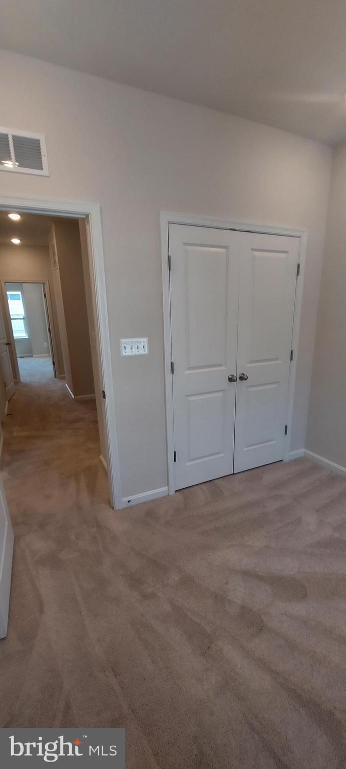 TOWNS AT MARKET COMMONS - Residential Lease