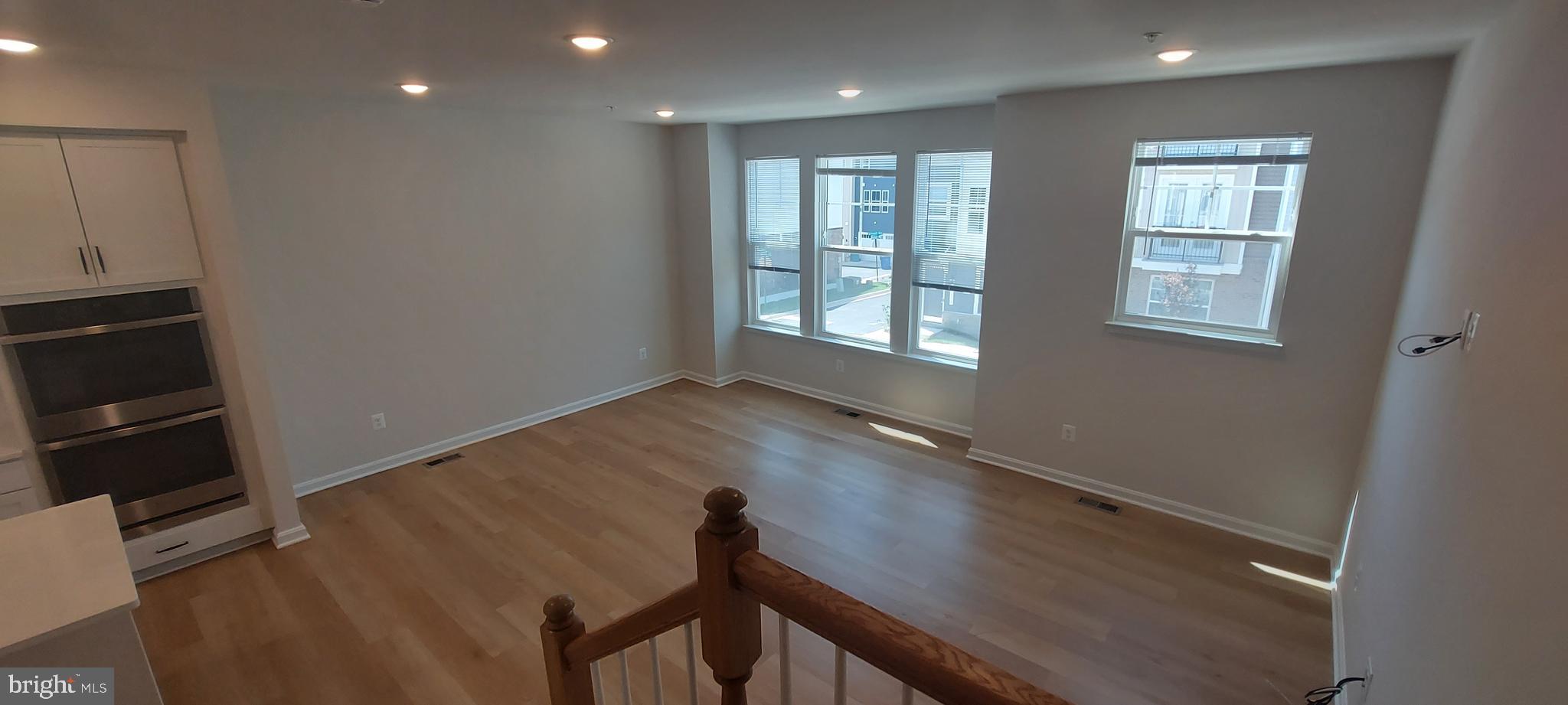 TOWNS AT MARKET COMMONS - Residential Lease