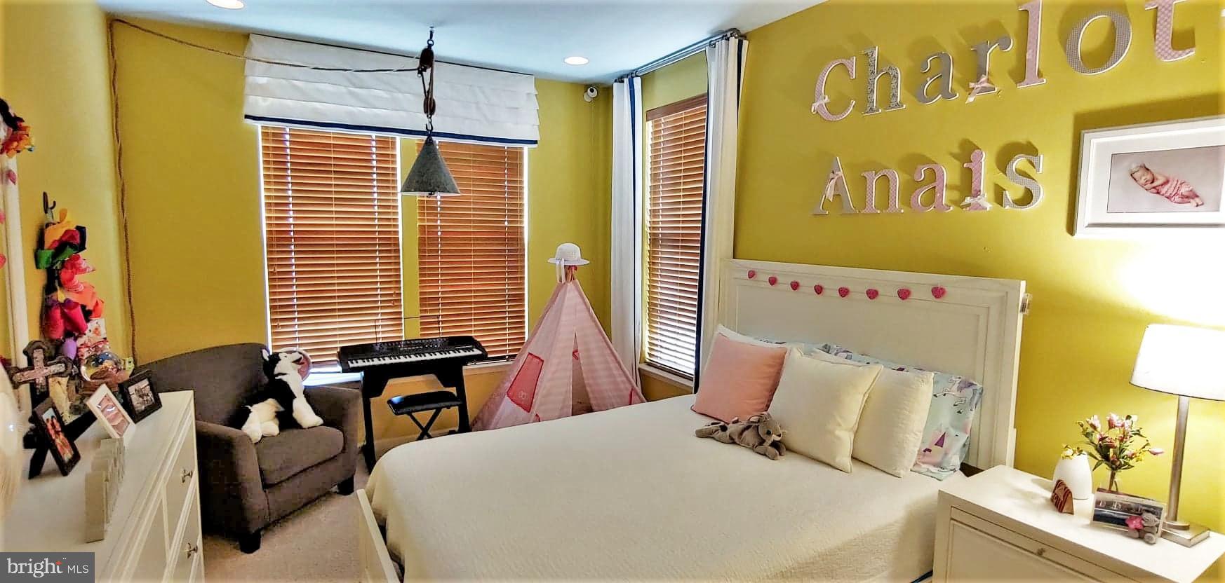 EMBREY MILL - Residential Lease