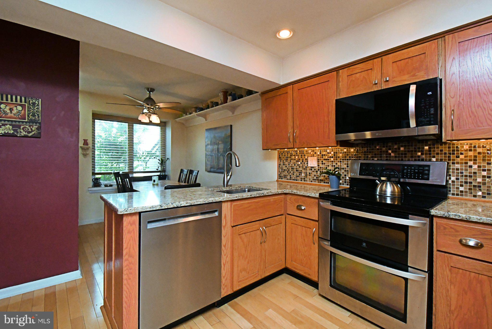 2802 JEFFERSON COURT