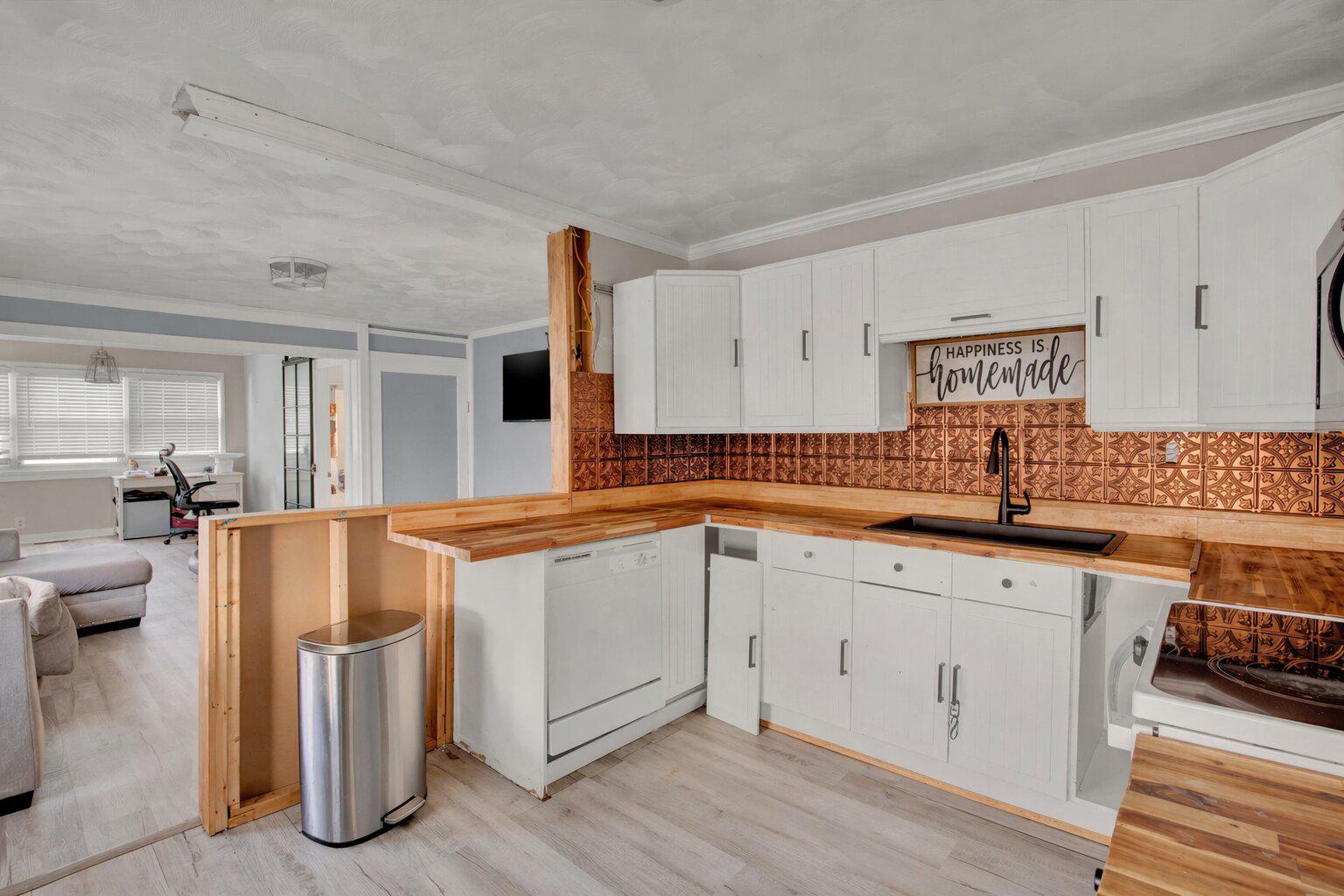 STANSBURY MANOR - Residential