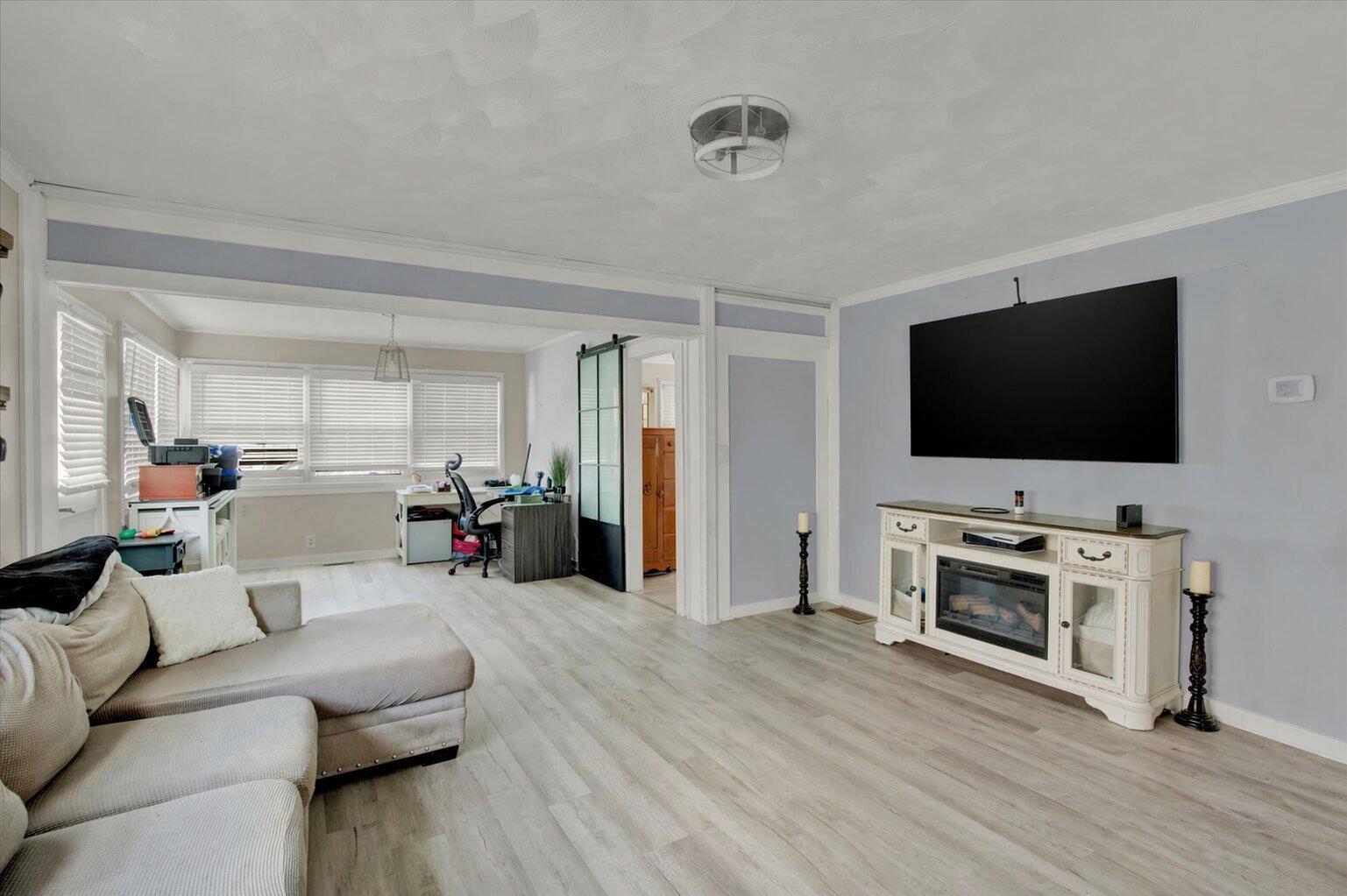 STANSBURY MANOR - Residential