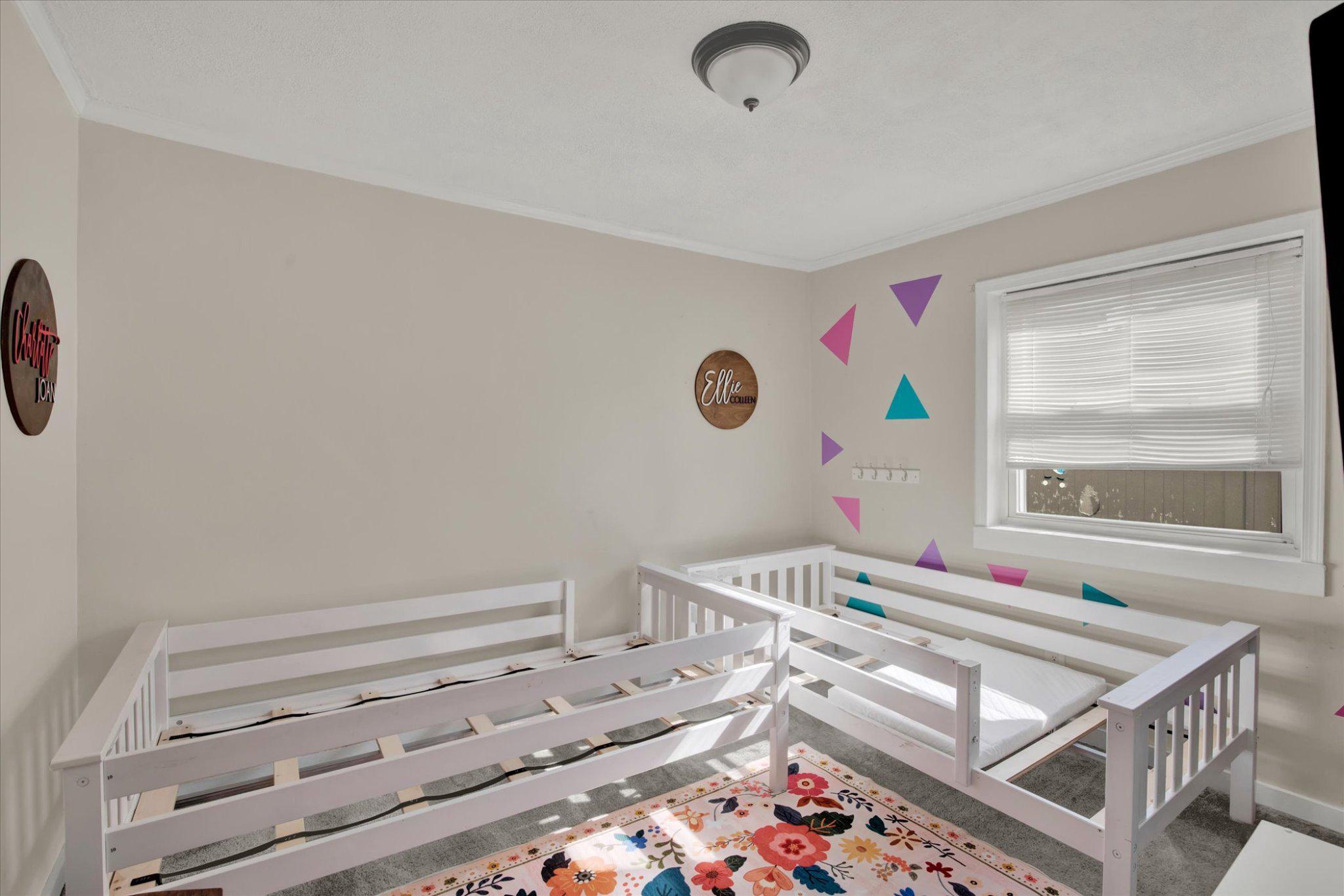 STANSBURY MANOR - Residential