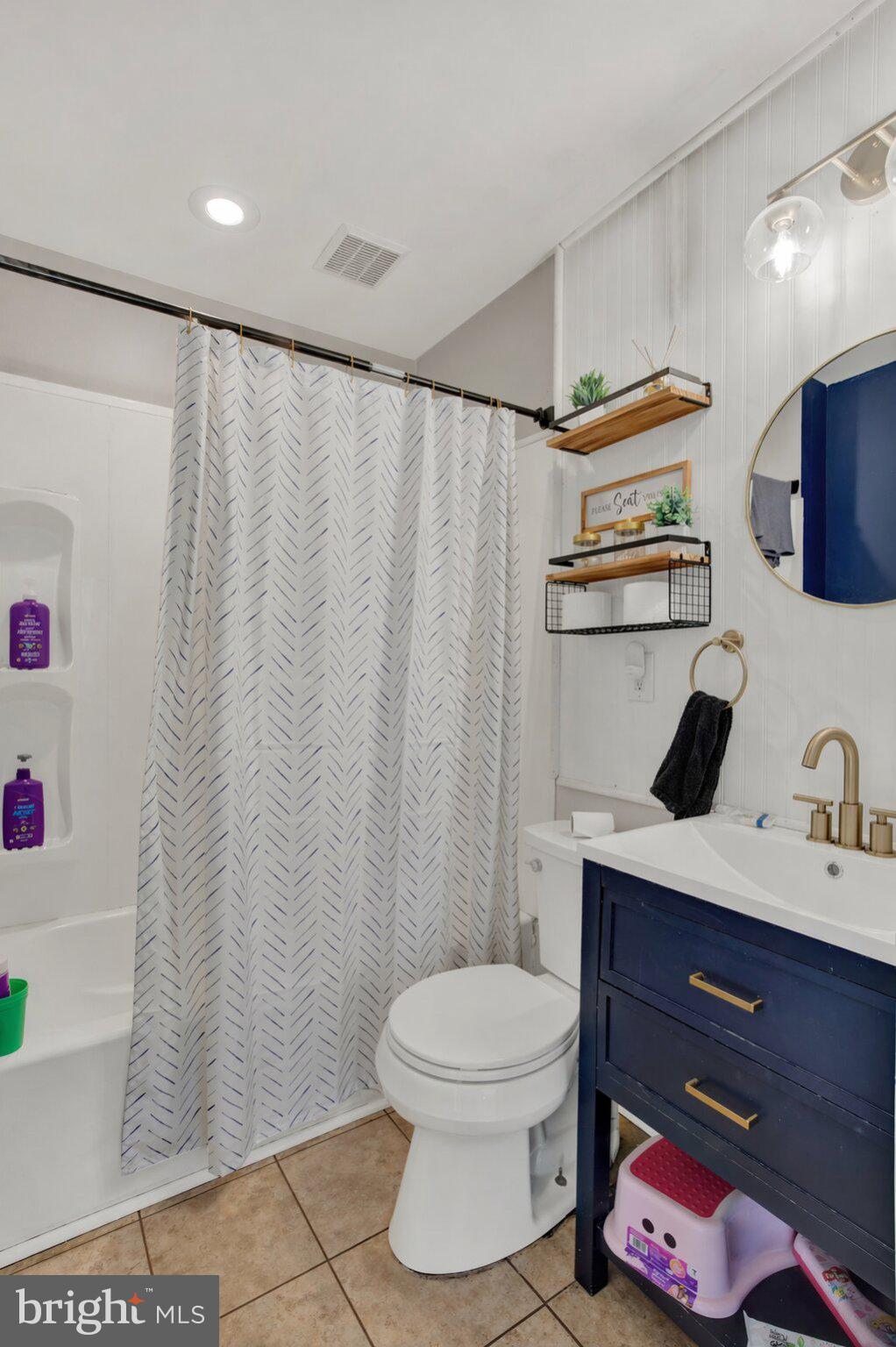 STANSBURY MANOR - Residential