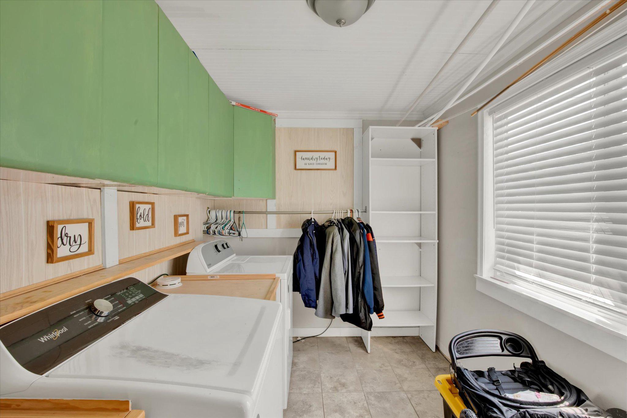 STANSBURY MANOR - Residential