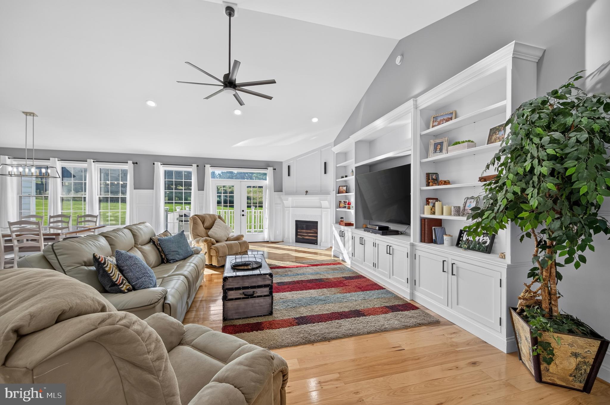 Welcome to 80 Bowling View Road, the personal residence of a respected – image 53
