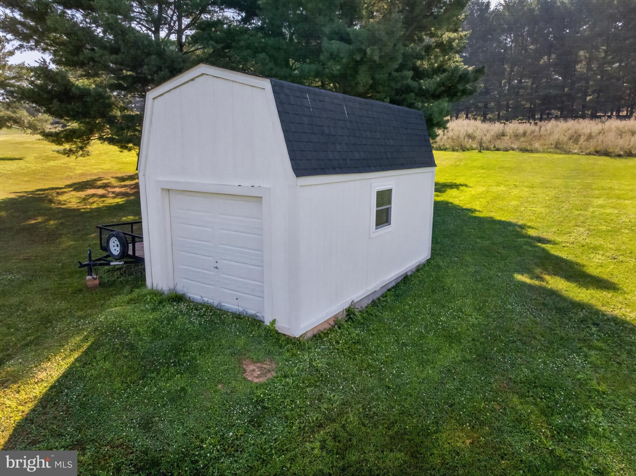 Welcome to 80 Bowling View Road, the personal residence of a respected – image 12
